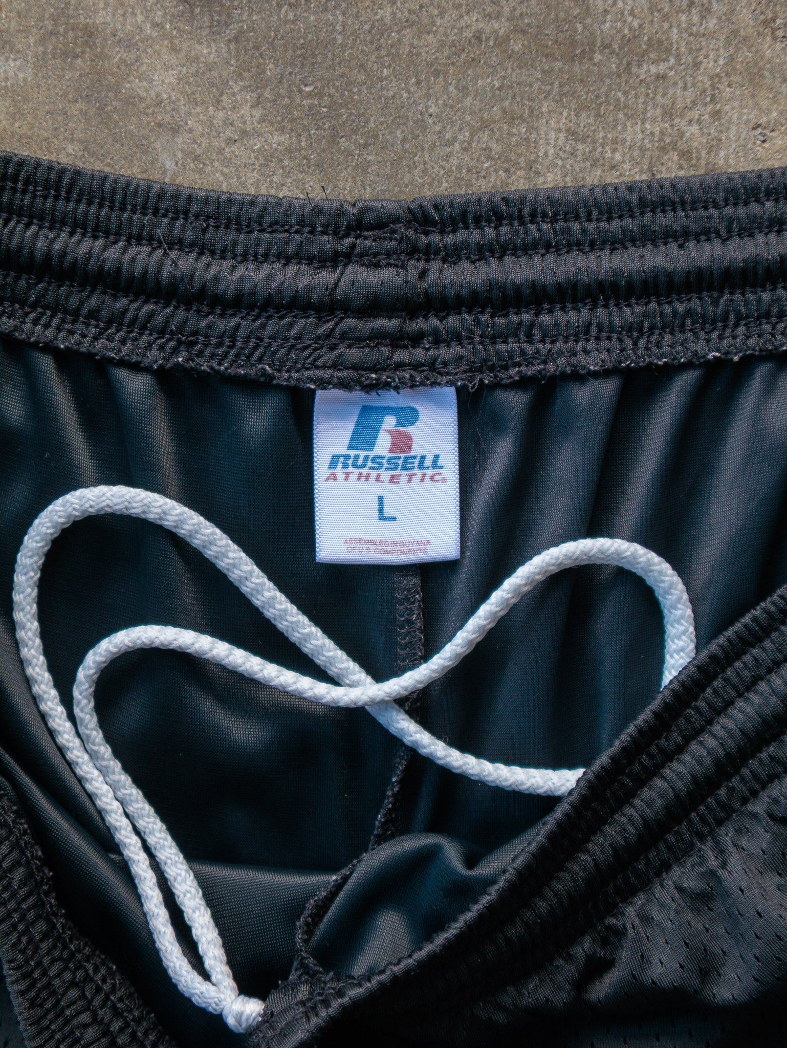 Vintage 00s Black Russell Athletic Mesh Shorts (L)