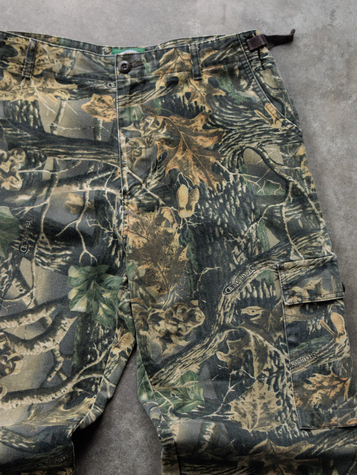 Vintage 00s Green Seclusion 3D Camo Cabela's Cargo Pants (W36)