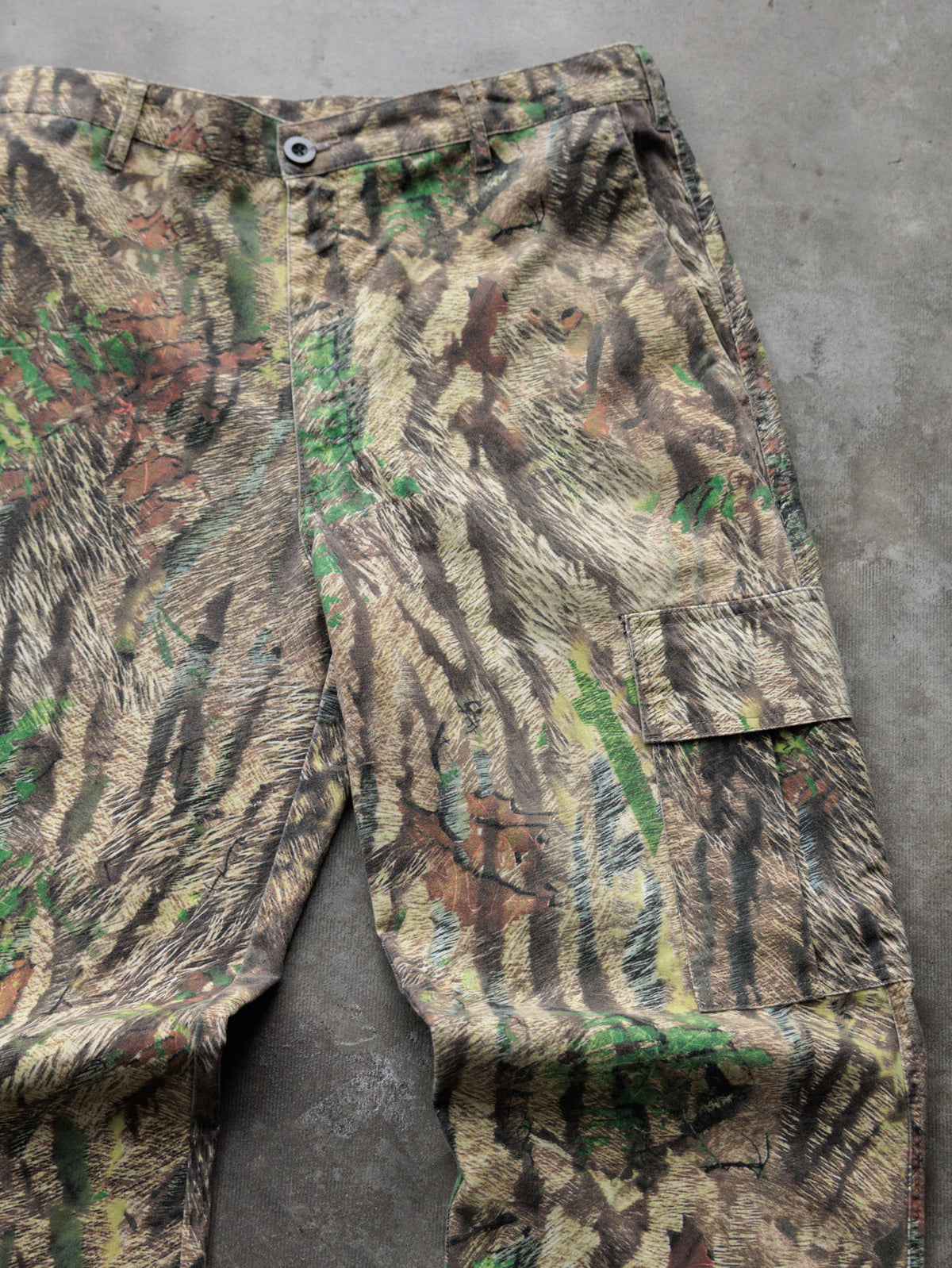 Vintage Brown Crossover Camo Cargo Pants (L)