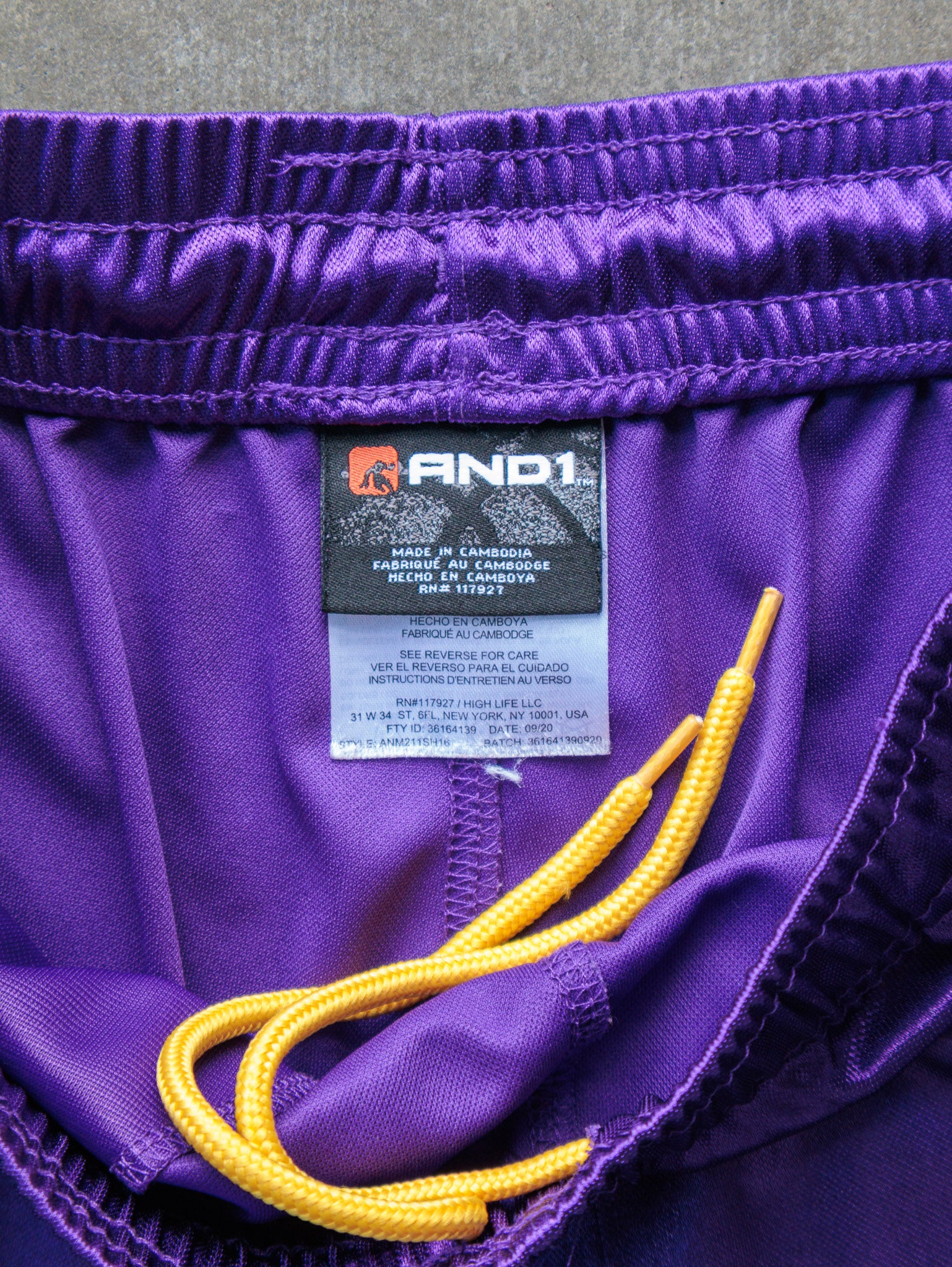 Vintage Purple AND1 Basketball Shorts (M)