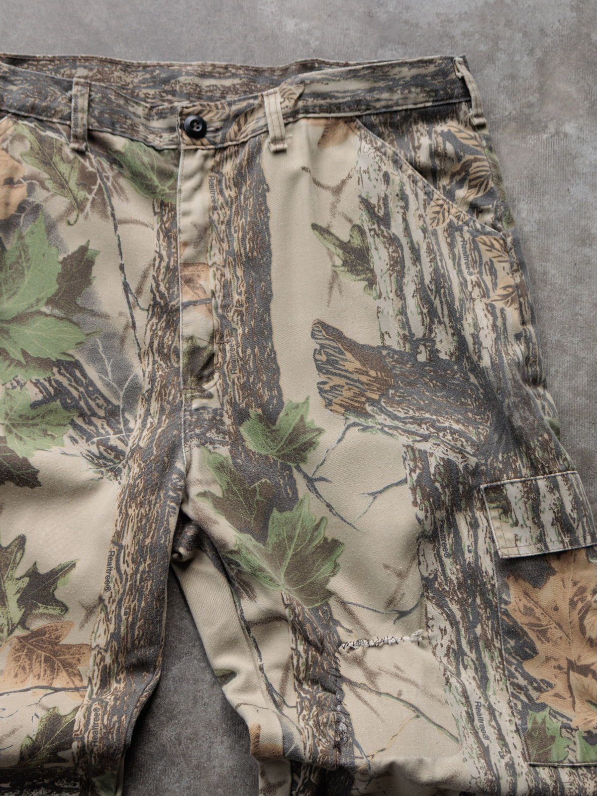 Vintage 90s Brown Realtree Camo Liberty Cargo Pants (L)