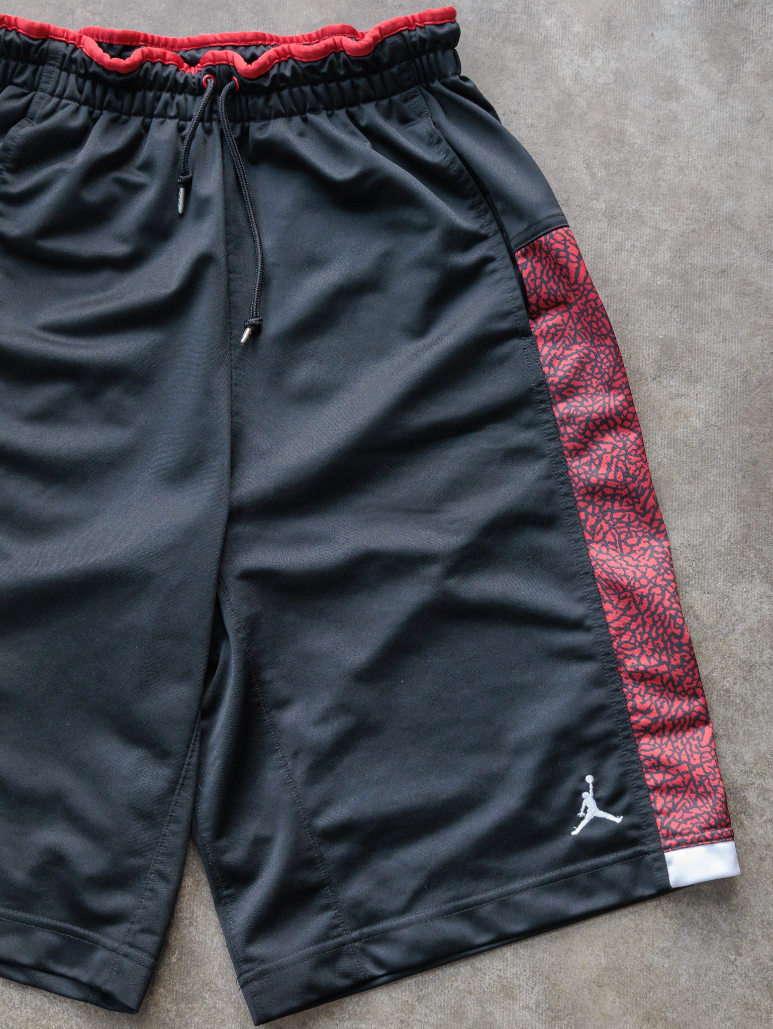 Vintage Black & Red Jordan Basketball Shorts (S)