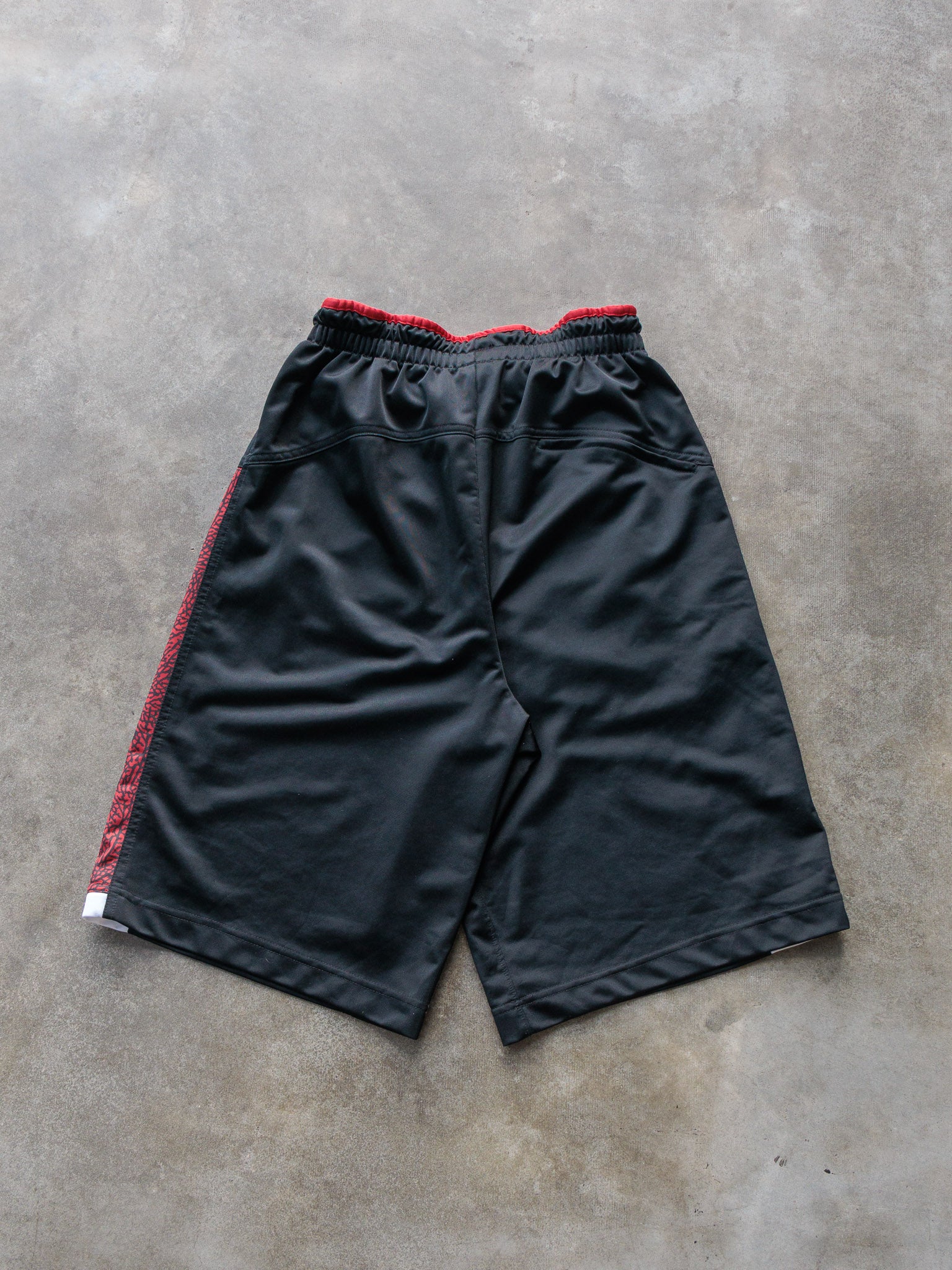 Vintage Black & Red Jordan Basketball Shorts (S)