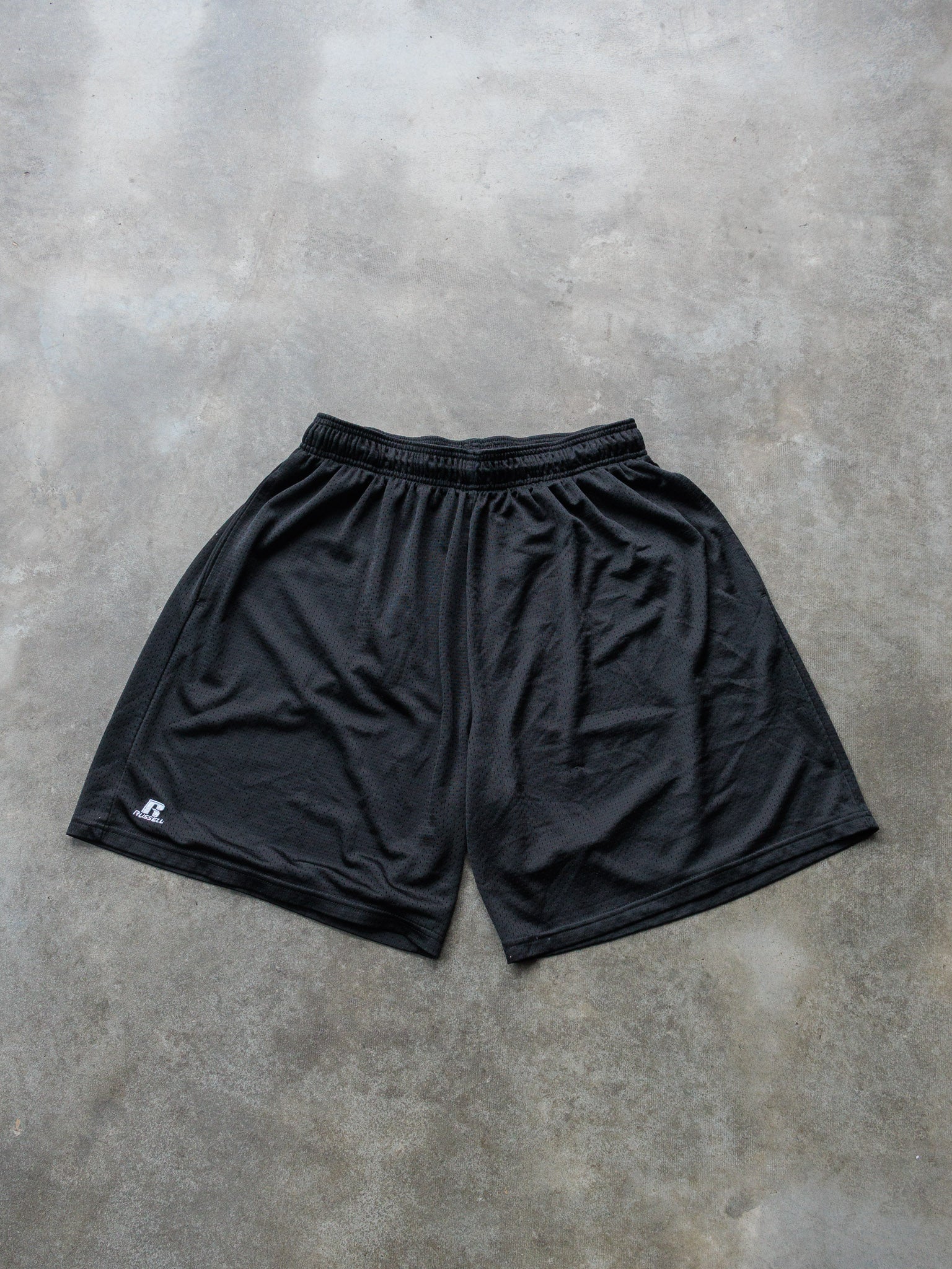 Vintage 00s Black Russell Athletic Mesh Shorts (XL)