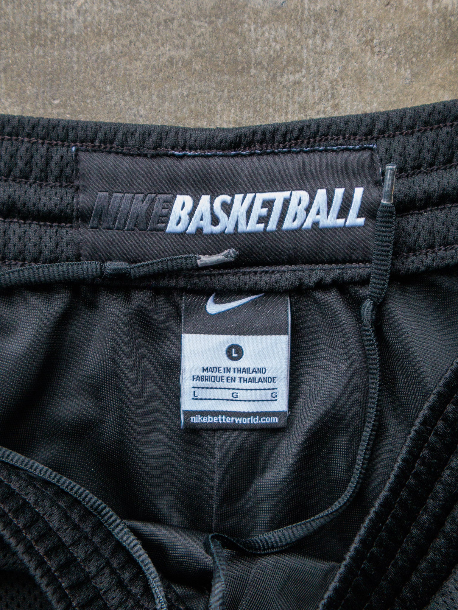 Vintage Black & White Nike Basketball Shorts (L)