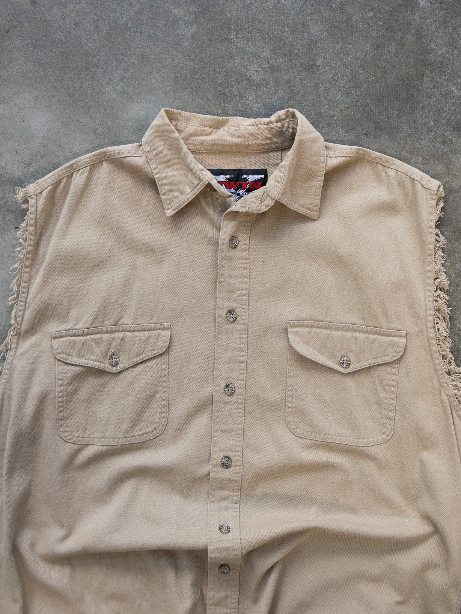Vintage 2005 V-Twin Bike Week Beige Cut-Off Shirt (XL)