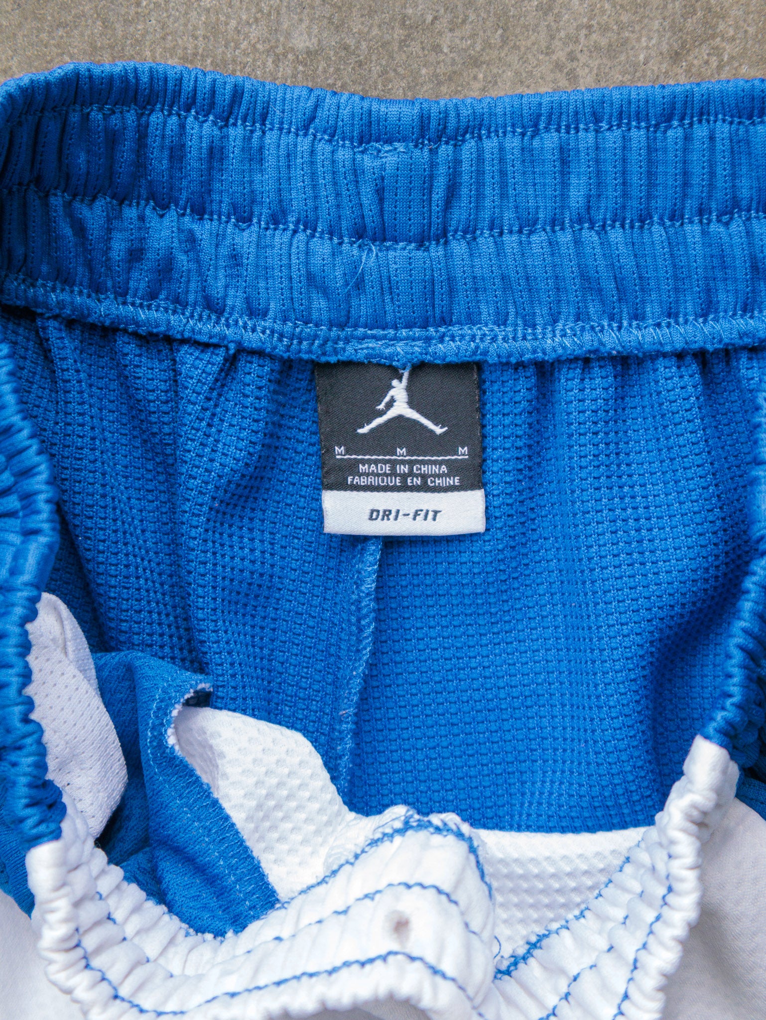 Vintage White & Blue Jordan Basketball Shorts (M)