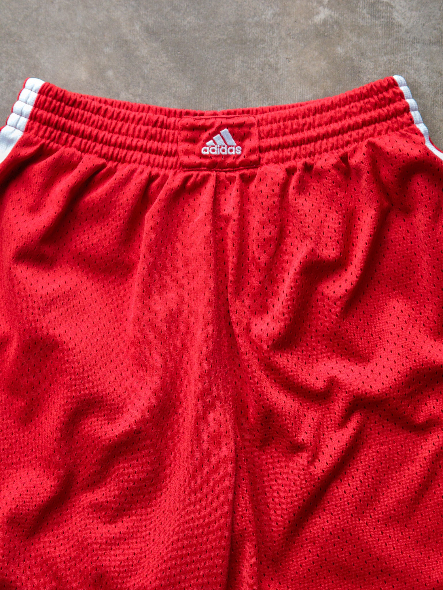 Vintage 00s Red Adidas Mesh Basketball Shorts (M)