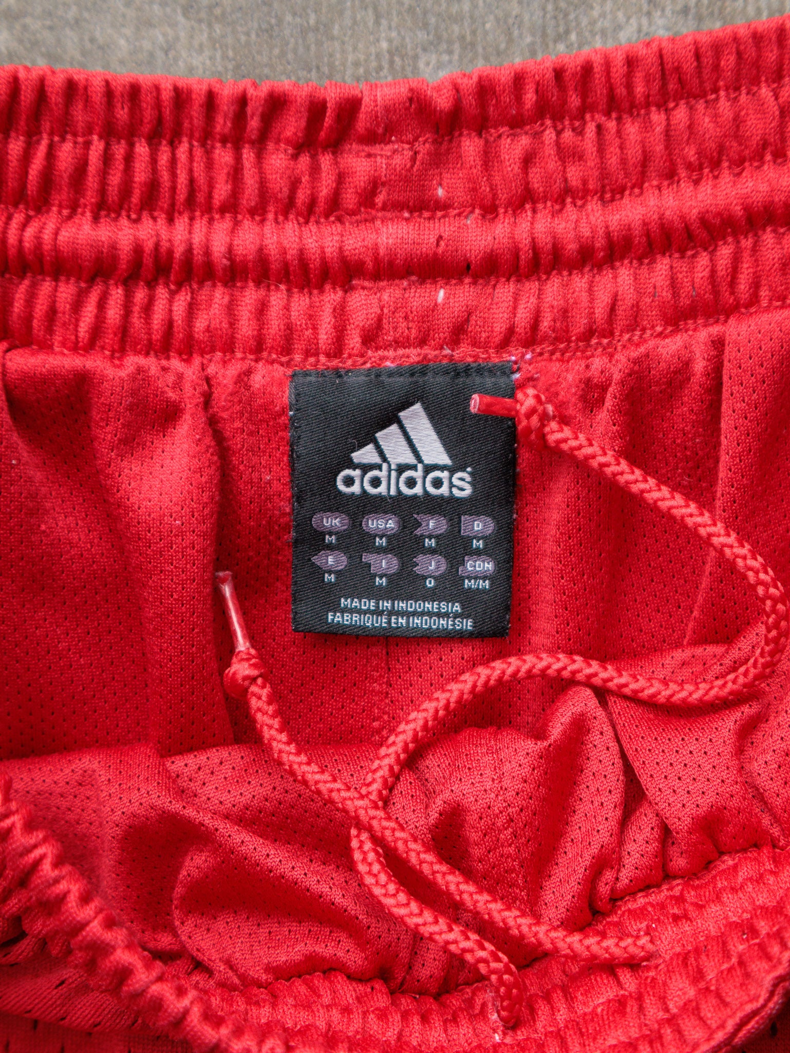 Vintage 00s Red Adidas Mesh Basketball Shorts (M)