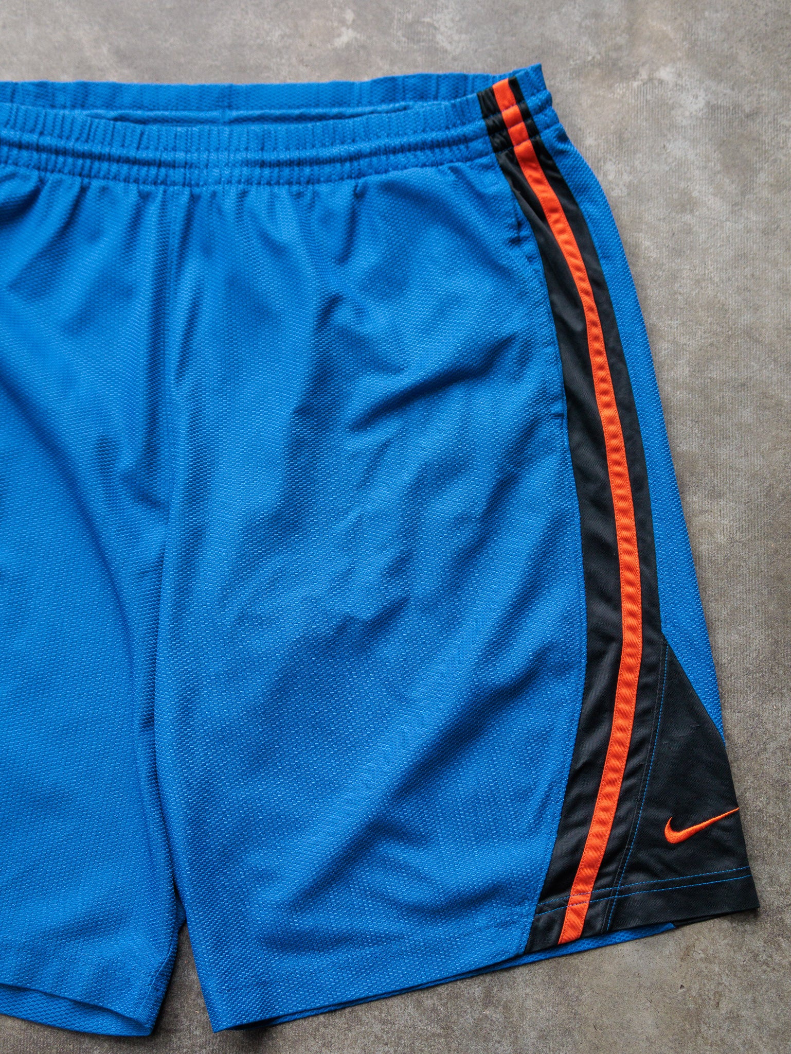Vintage 00s Blue & Orange Nike Basketball Shorts (L)