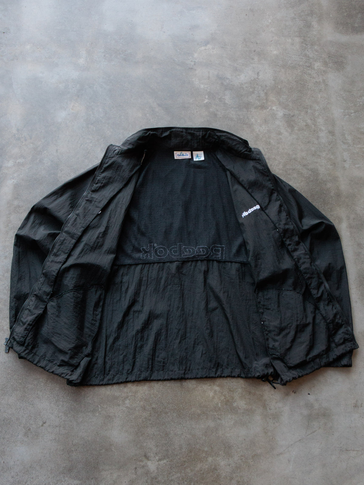 Vintage 90s Black Reebok Windbreaker (L)