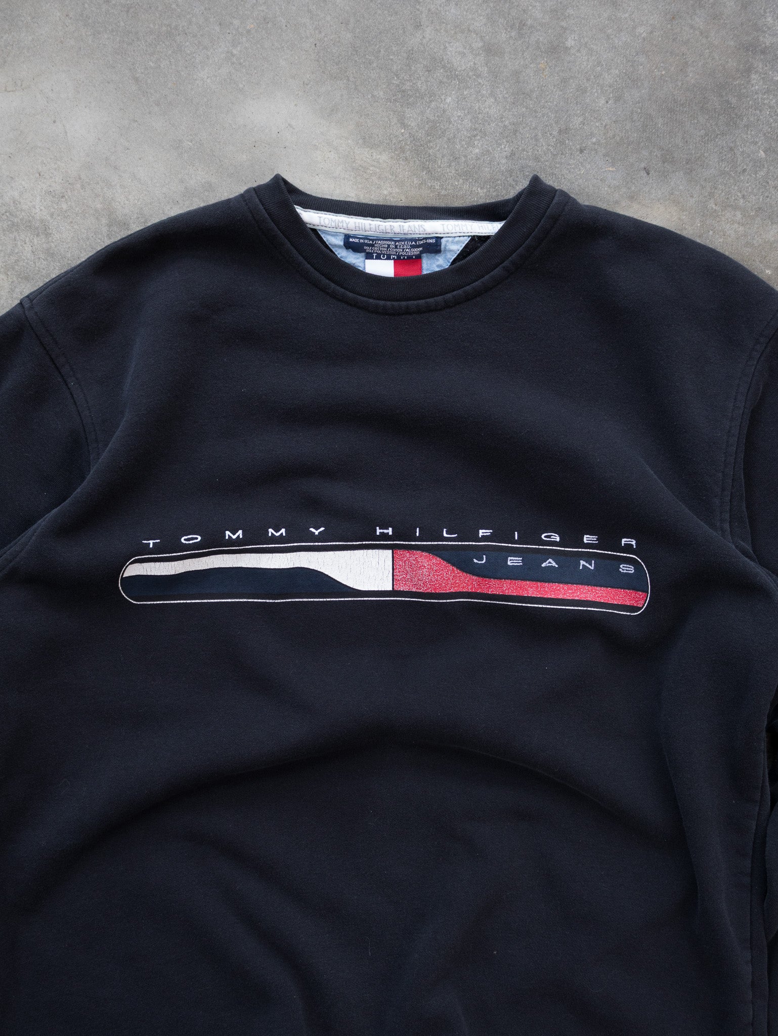 Vintage Black Tommy Hilfiger Jeans Sweatshirt (L)