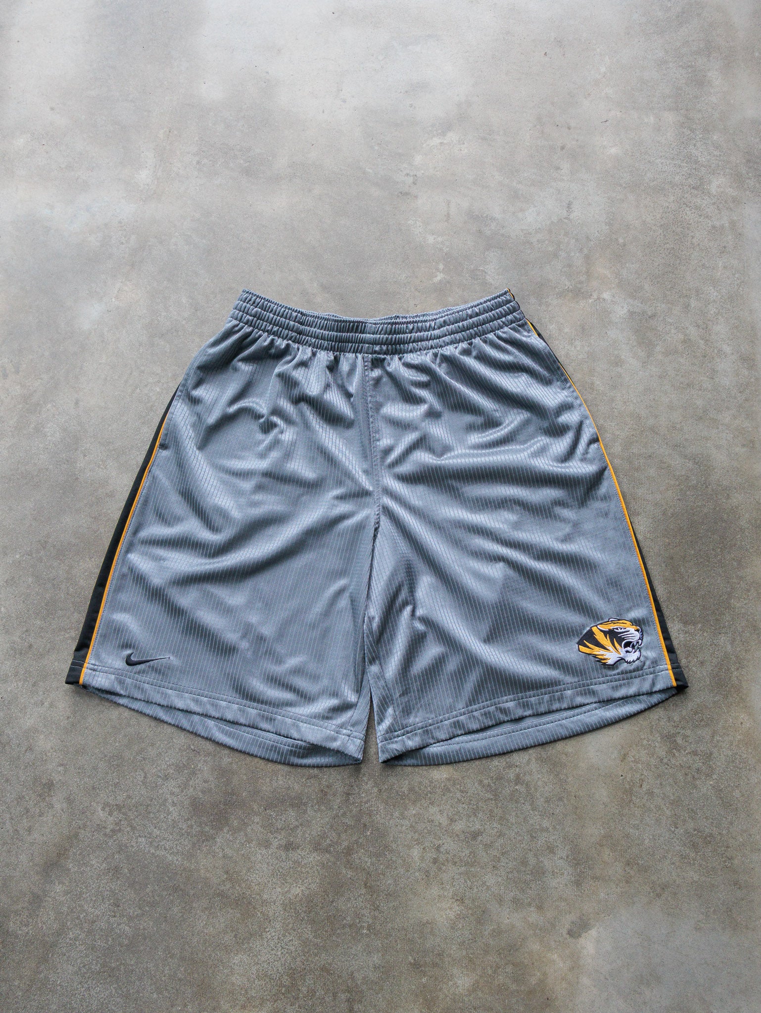 Vintage Grey Nike Missouri Tigers Shorts (L)
