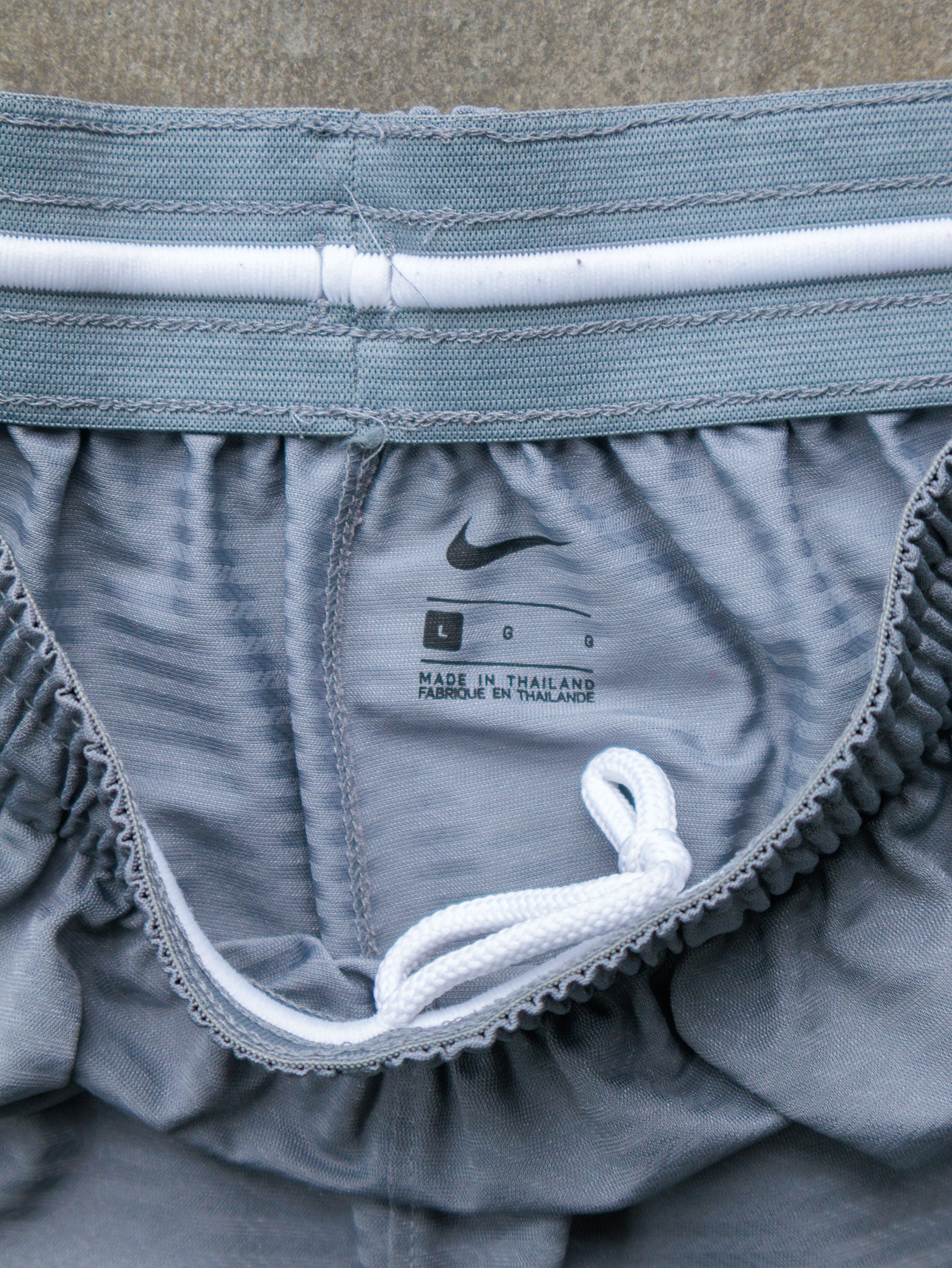 Grey Nike Performance Shorts (L)
