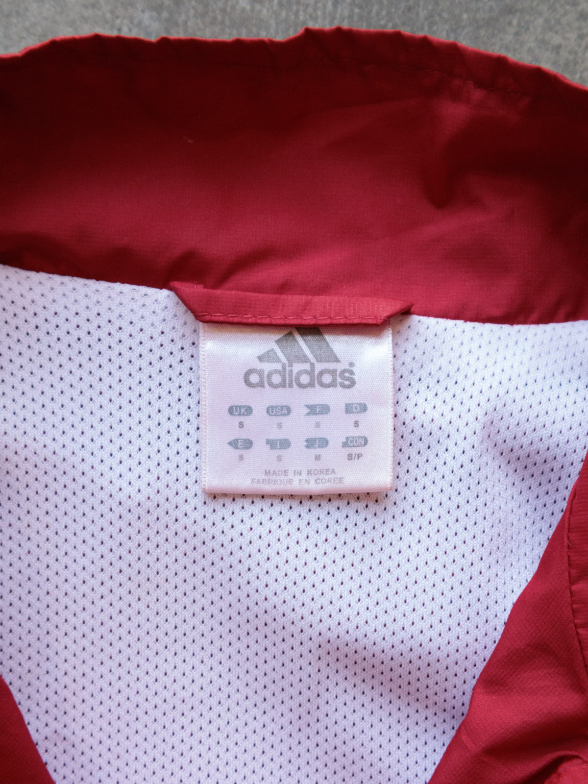 Vintage 00s Red Adidas Indiana Hoosiers Windbreaker (S)
