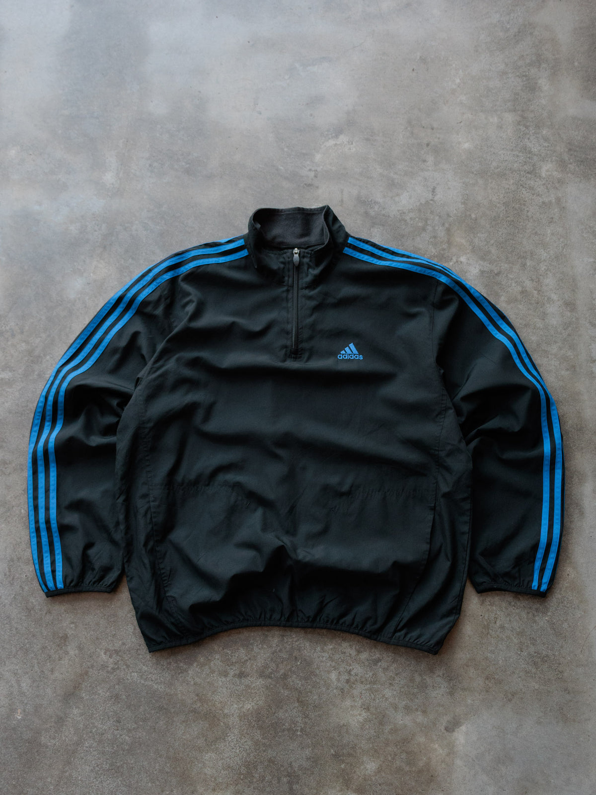 Vintage 00s Black Adidas Windbreaker (M)