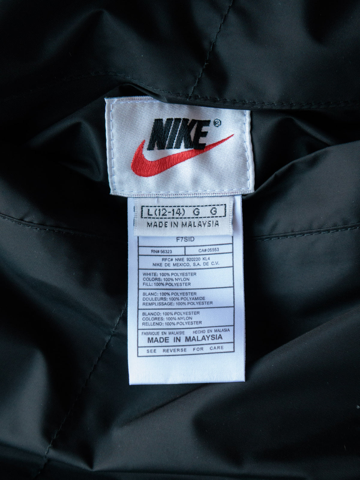 Vintage 00s Black & Green Nike Reversible Puffer Jacket (Women's L)