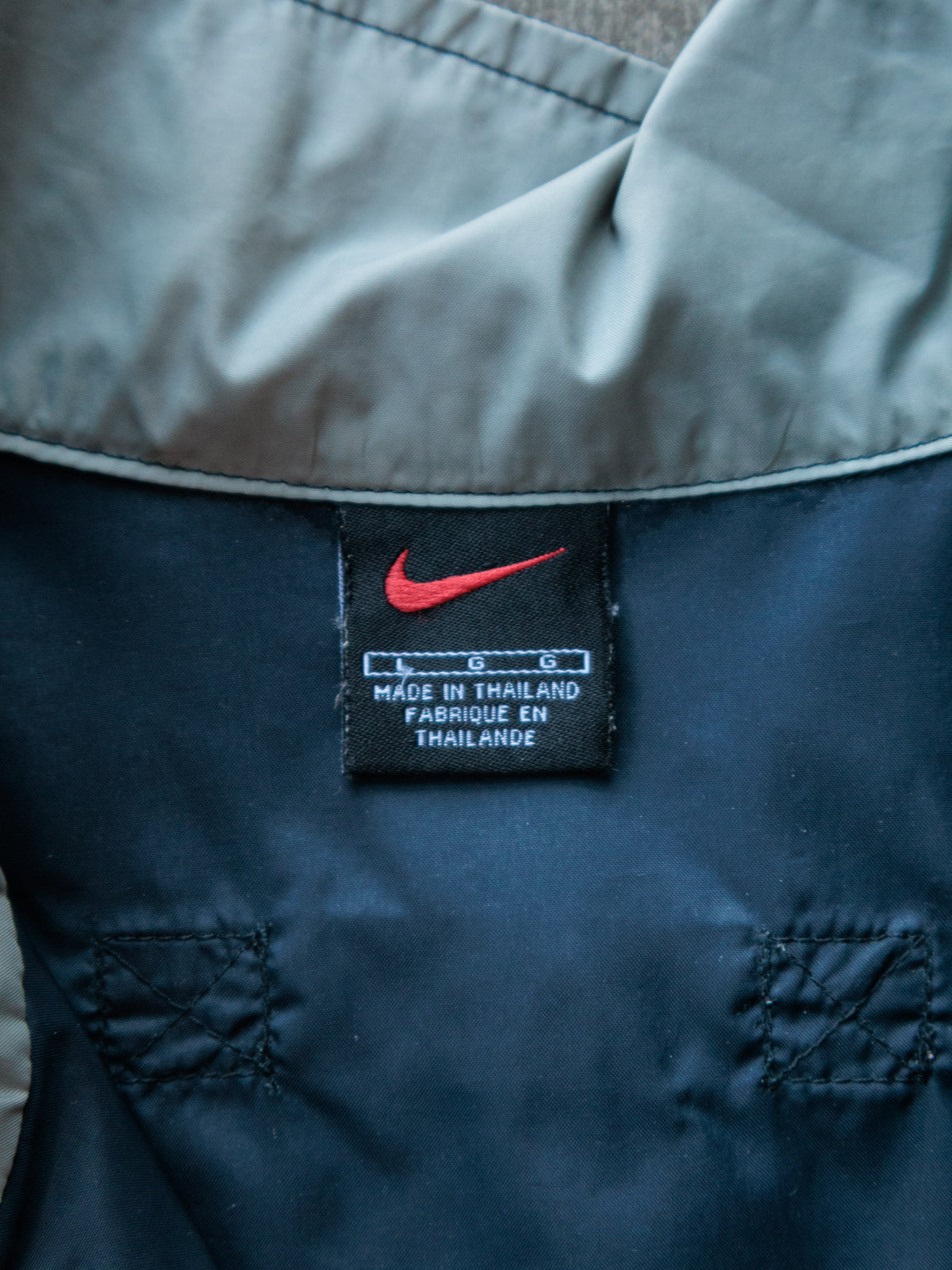 Vintage 00s Navy Nike Colourblock Windbreaker (L)