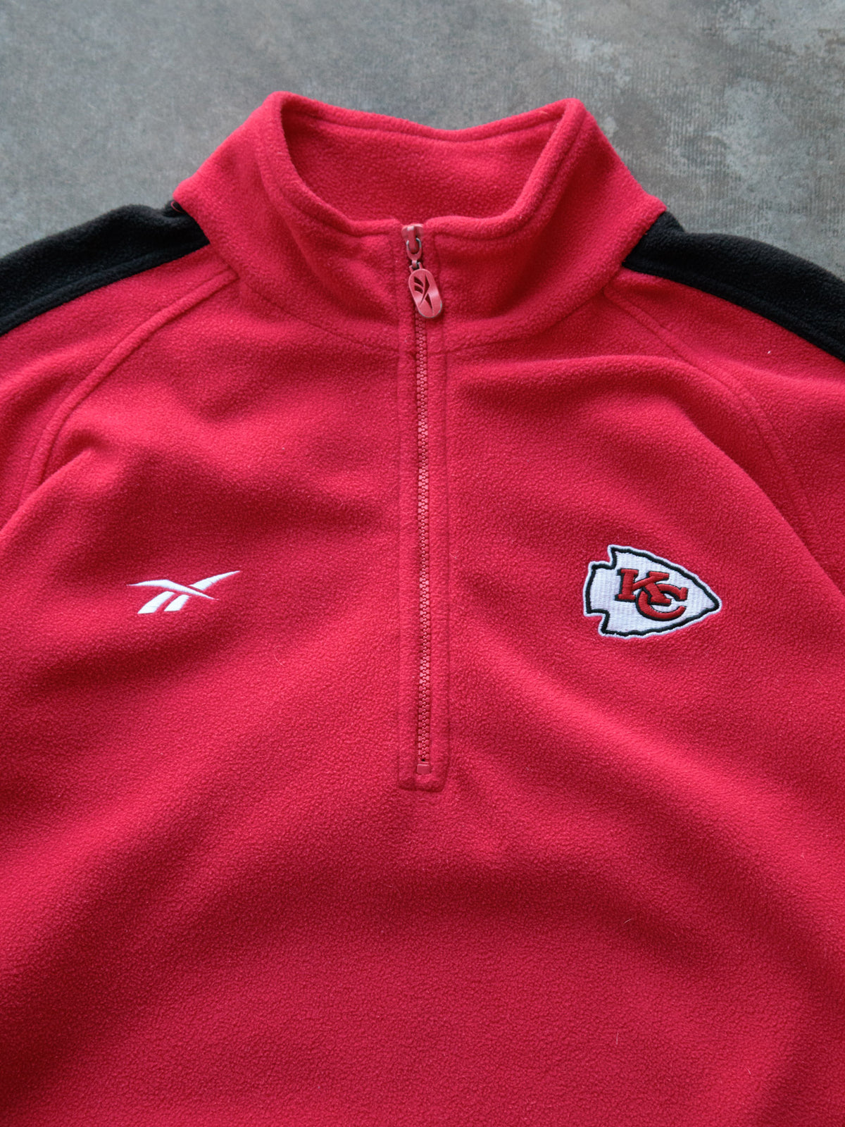 Vintage 00s Red Reebok Kansas City Chiefs Colourblock Fleece Quarter Zip (L)