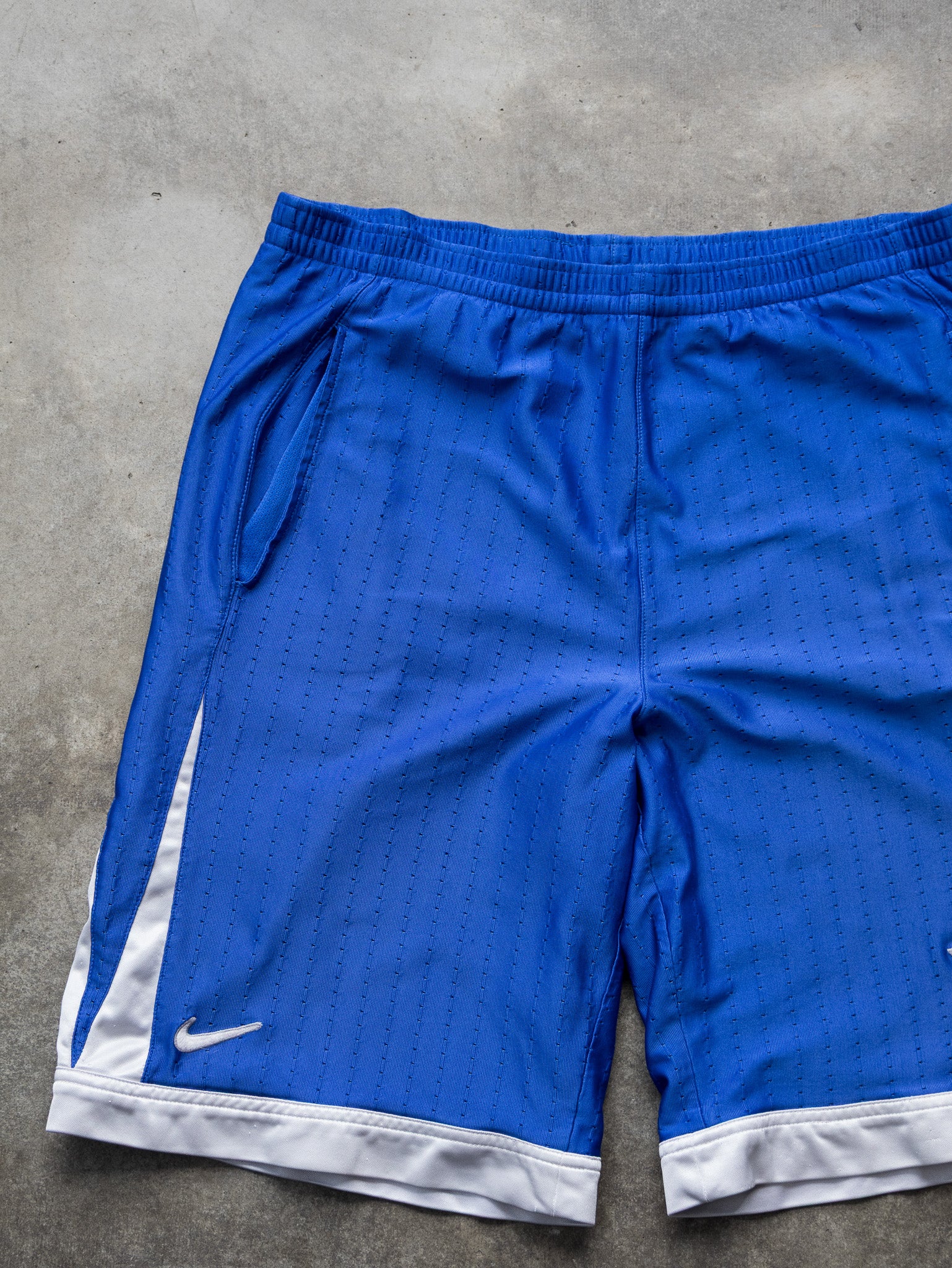 Vintage Blue Nike Duke Basketball Shorts (M)