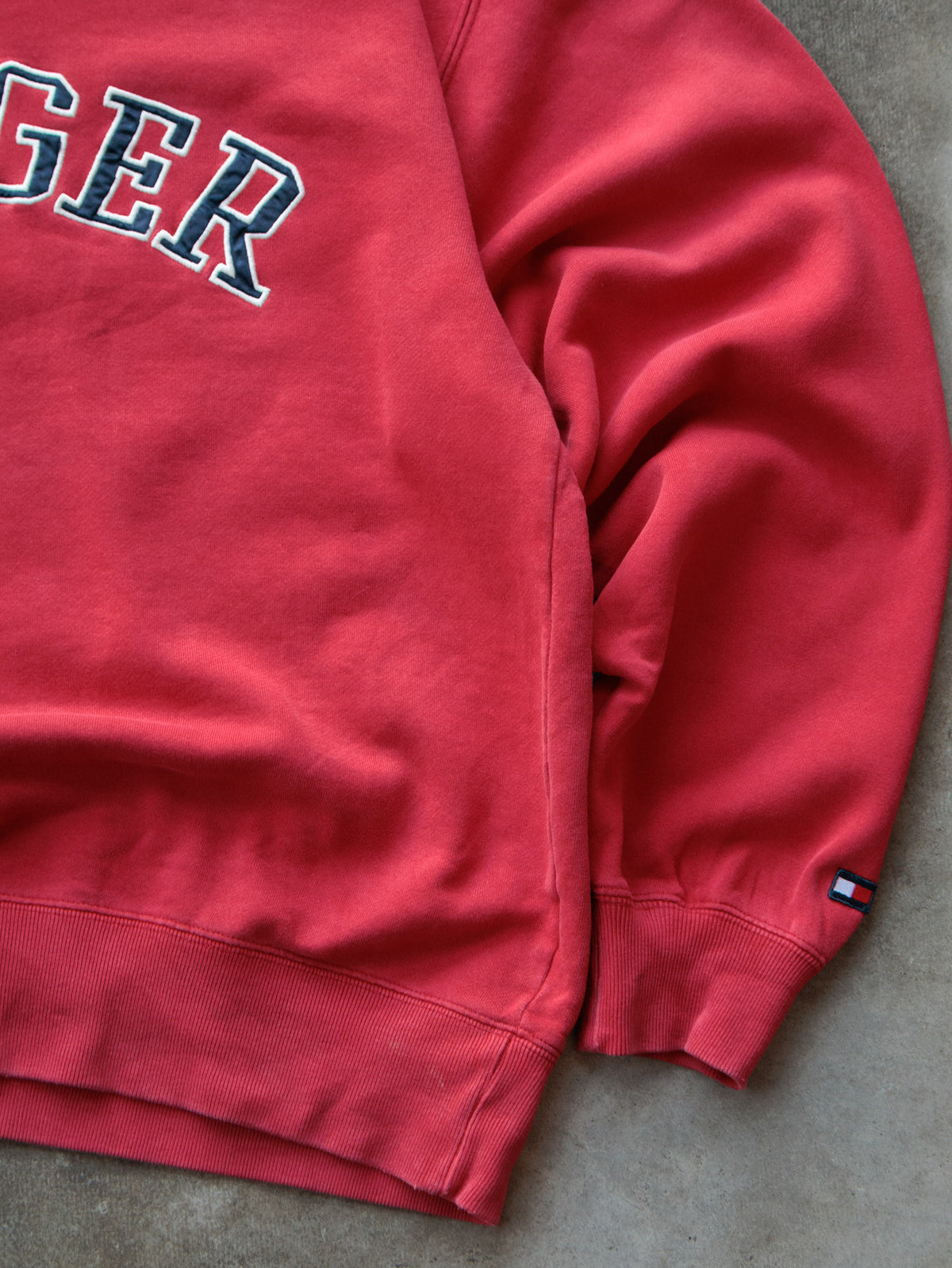 Vintage 90s Red Tommy Hilfiger Spell Out Sweatshirt (XL)