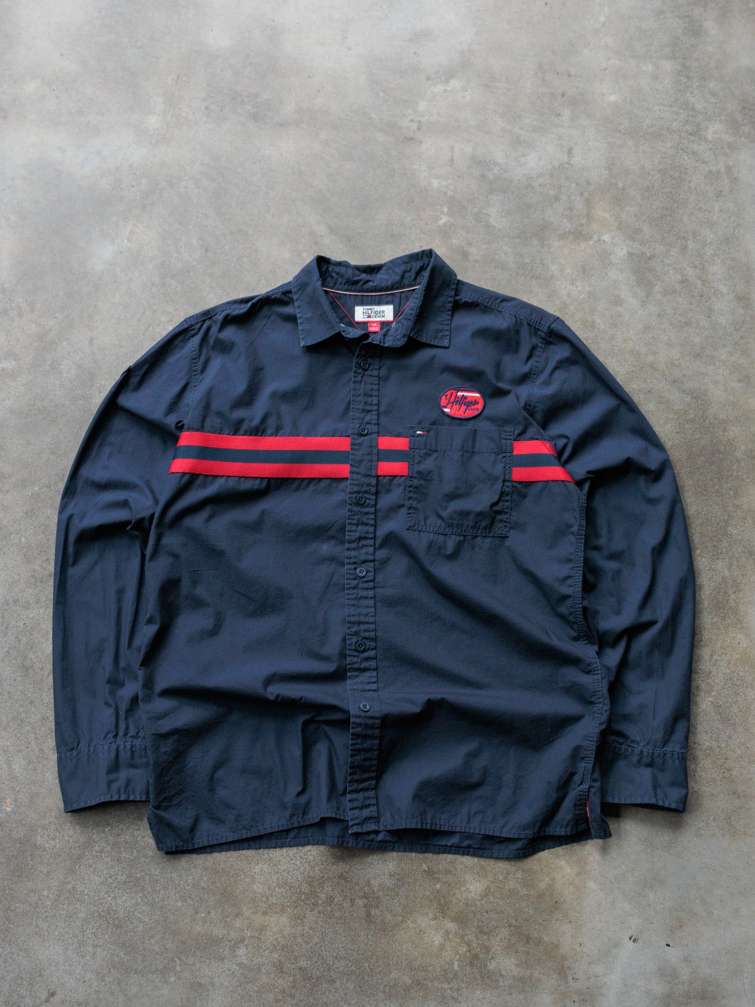 Vintage Navy & Red Tommy Hilfiger Shirt (L)