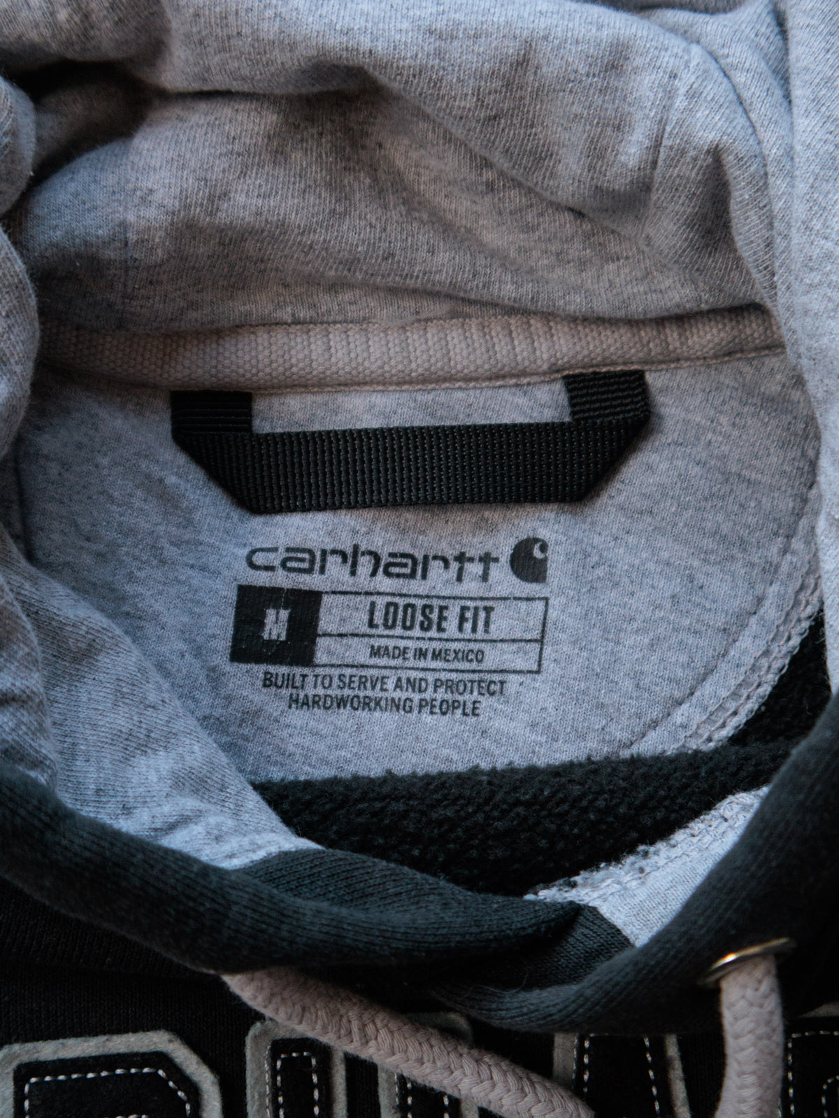 Vintage Black Carhartt Hoodie (-)