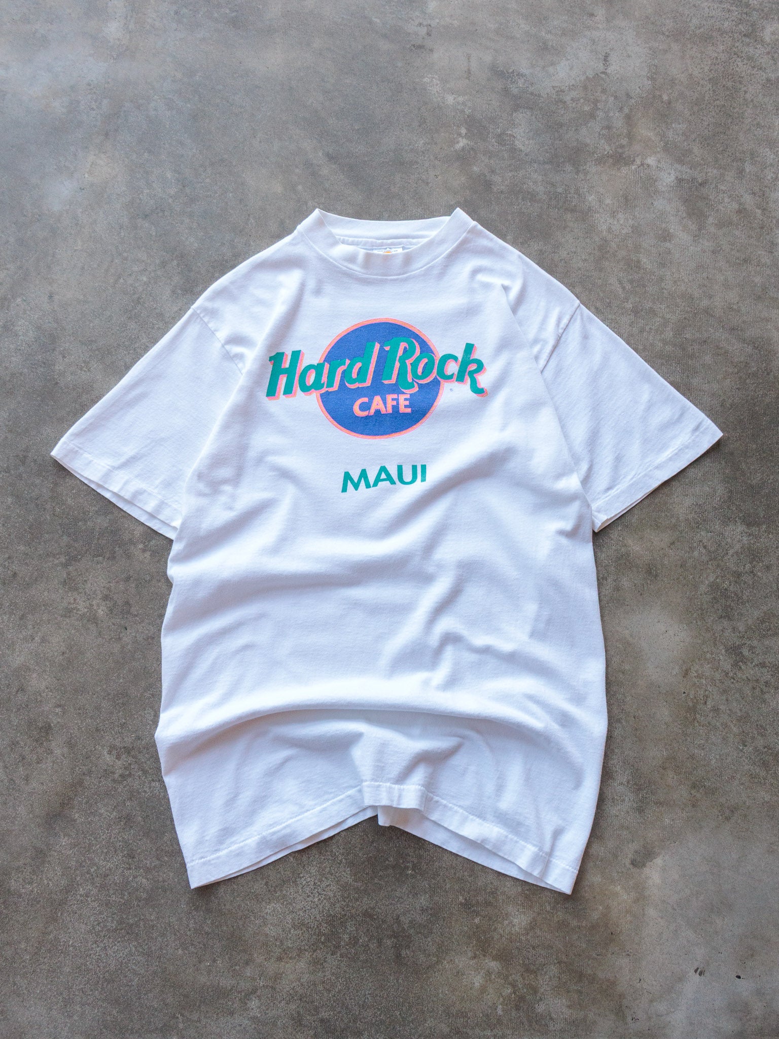 Vintage 90s White Hard Rock Cafe Maui Tee (L)