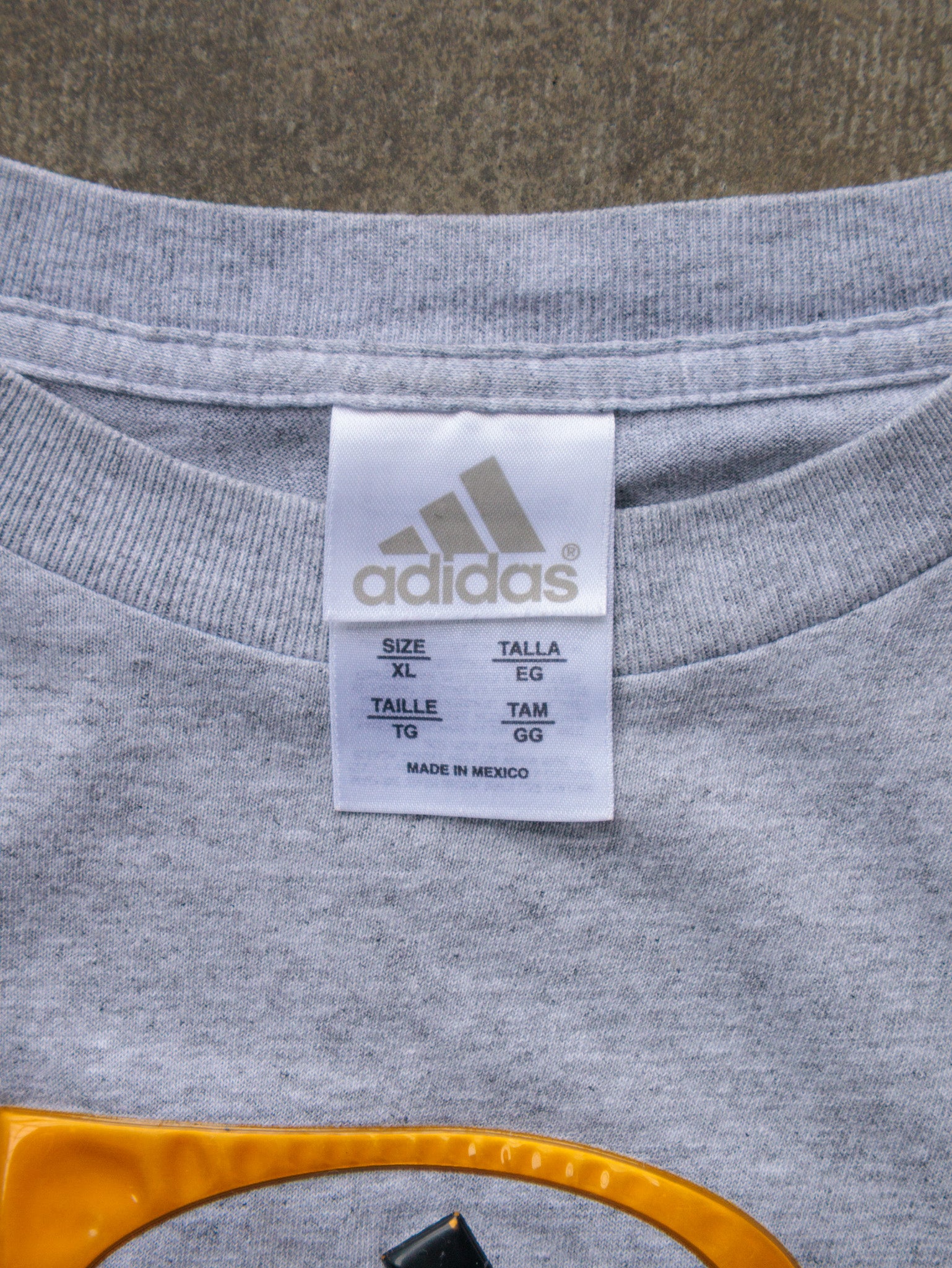 Vintage 00s Grey Adidas Tee (XL)