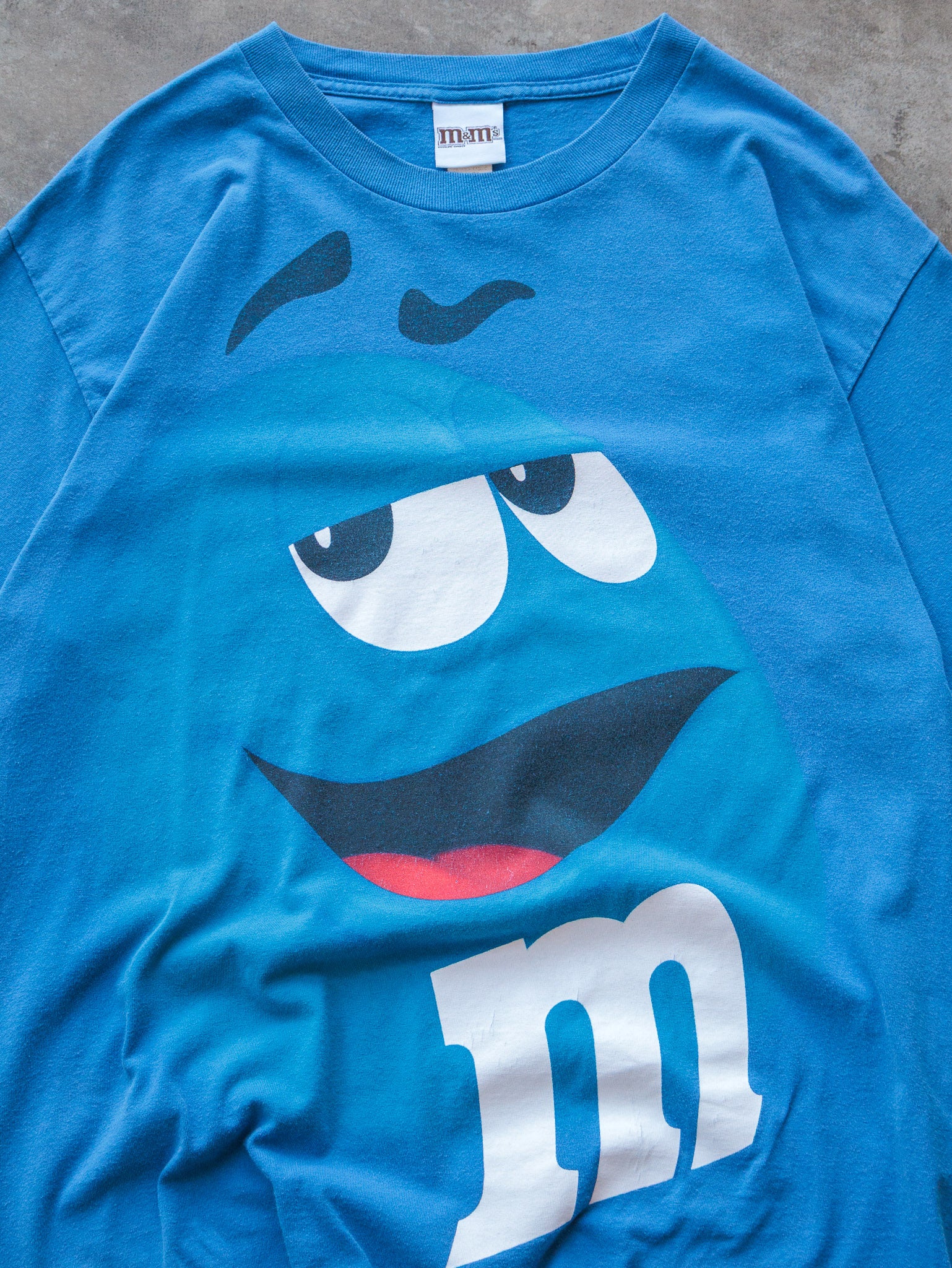 Vintage 00s Blue M&M's Character Graphic Tee (L)