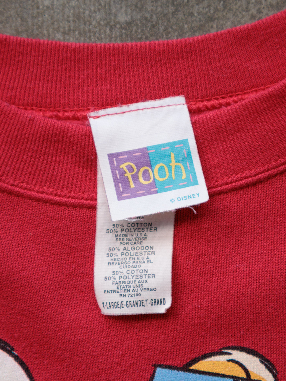 Vintage 90s Red Disney Winnie the Pooh Christmas Sweatshirt (XL)