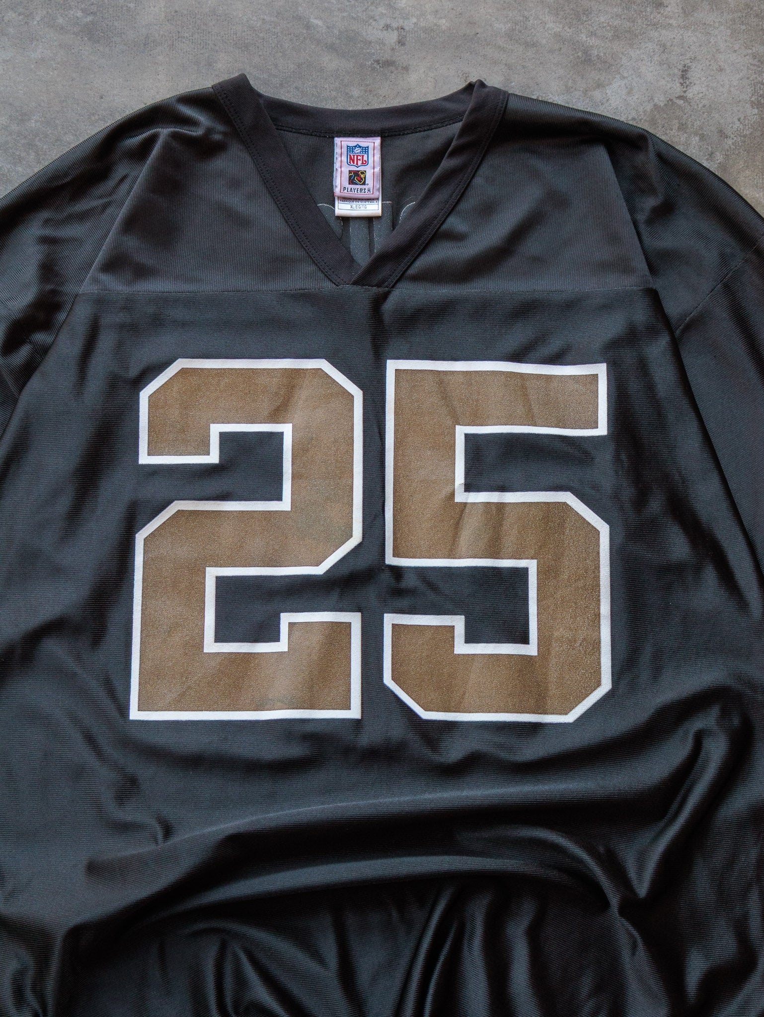 Vintage 00s New Orleans Saints Reggie Bush NFL Jersey (XL)