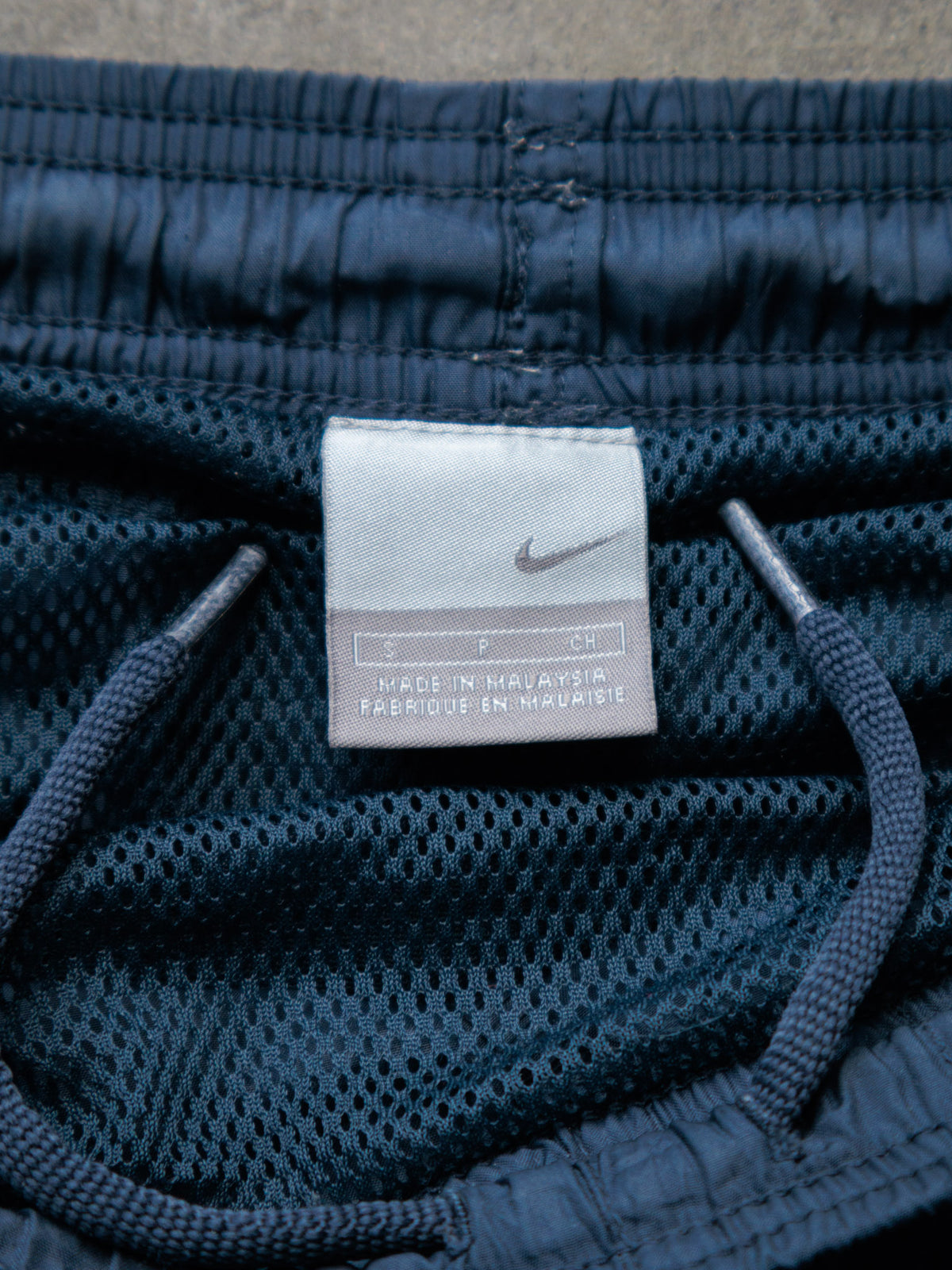 Vintage 00s Navy Nike Swim Shorts (S)