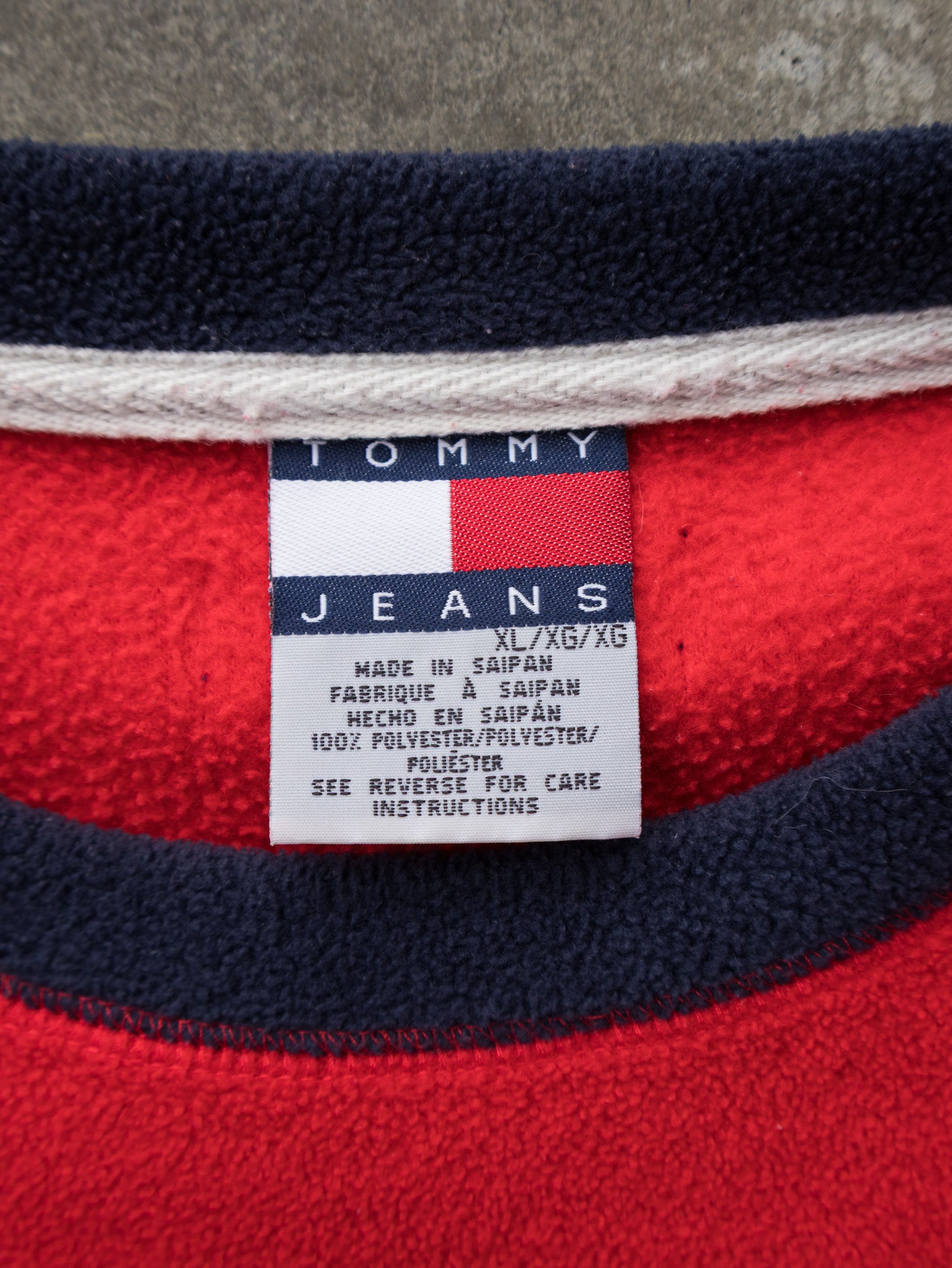 Vintage Red Tommy Jeans Fleece Sweatshirt (XL)
