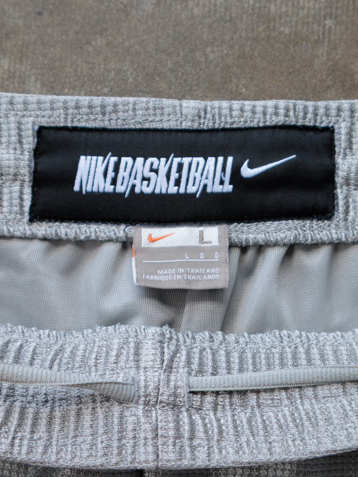 Vintage Grey Nike Basketball Shorts (L)
