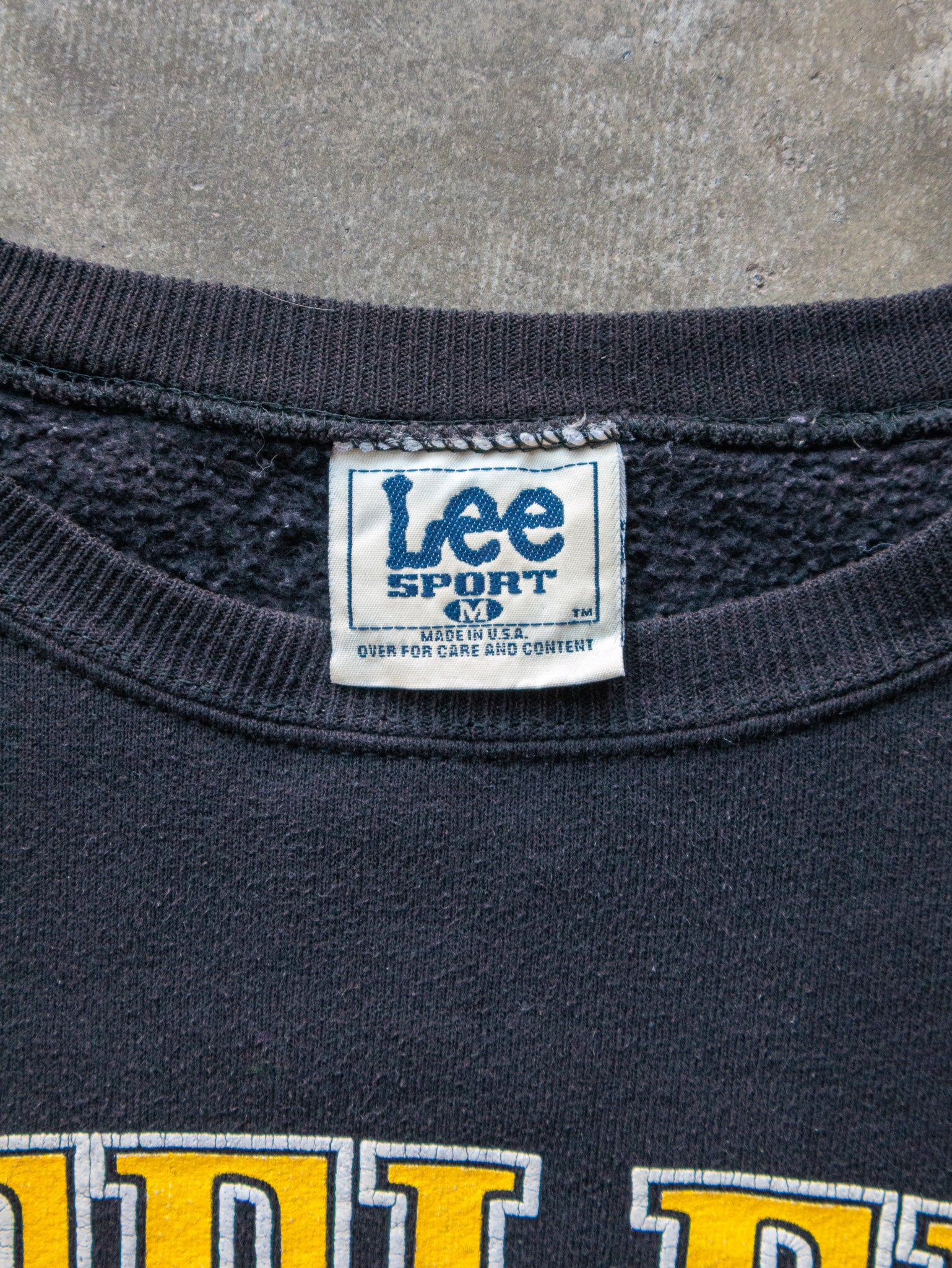Vintage 1997 Lee Sport Pittsburgh Steelers Sweatshirt (M)