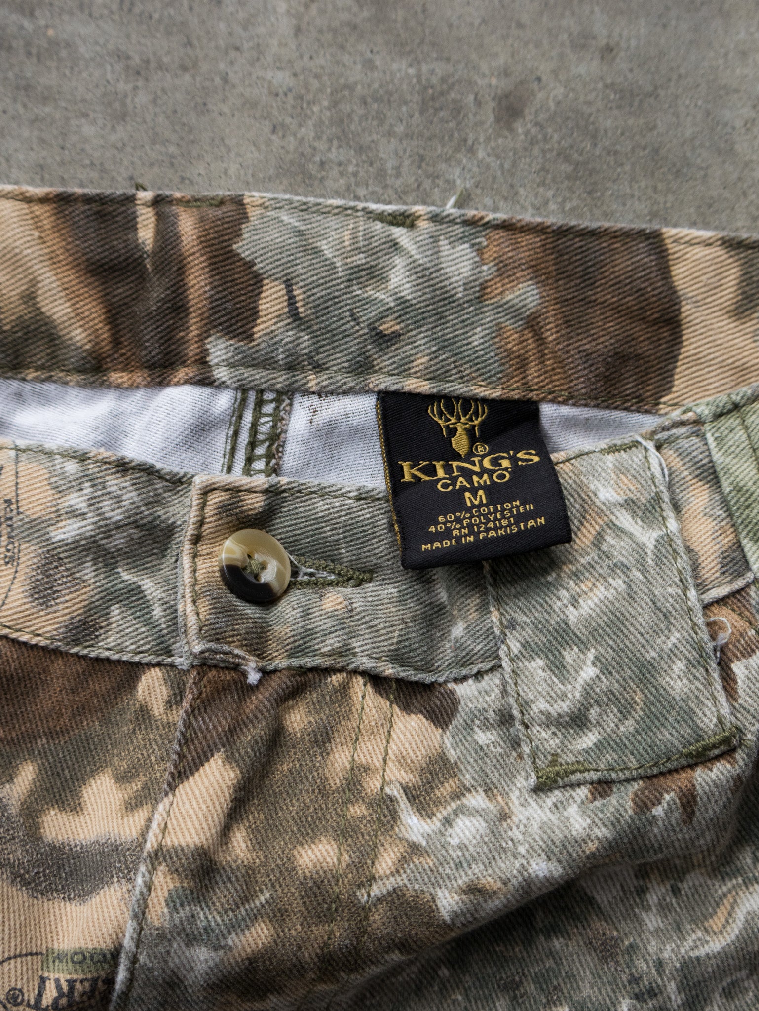 Vintage King's Camo Desert Shadow Cargo Pants (M)