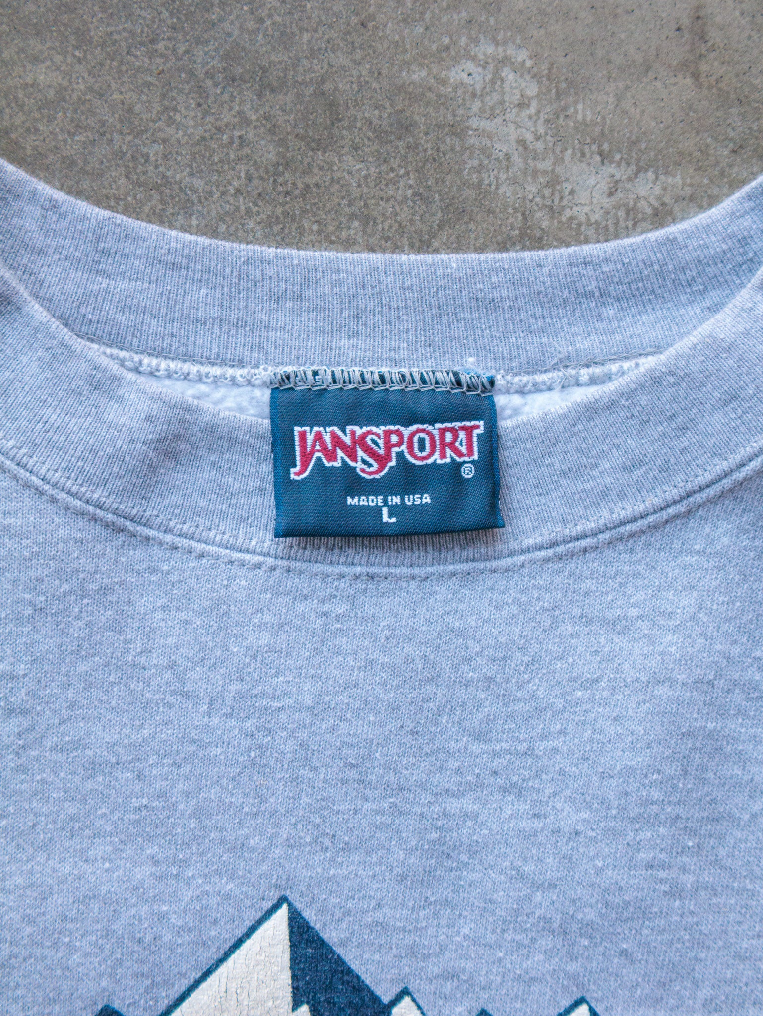 Vintage 90s Grey Busch Beer Graphic Sweatshirt (L)