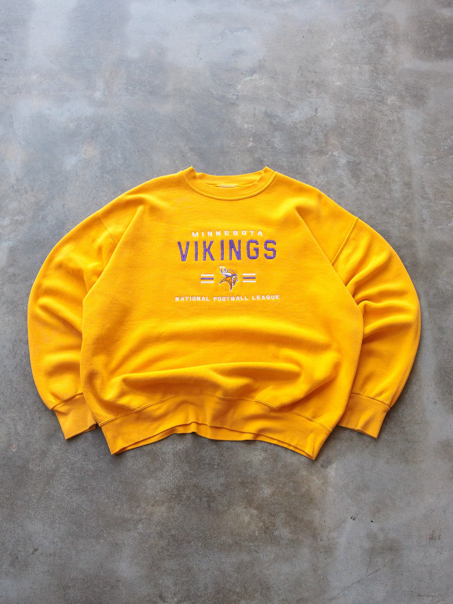 Vintage Yellow Minnesota Vikings Sweatshirt (2XL)