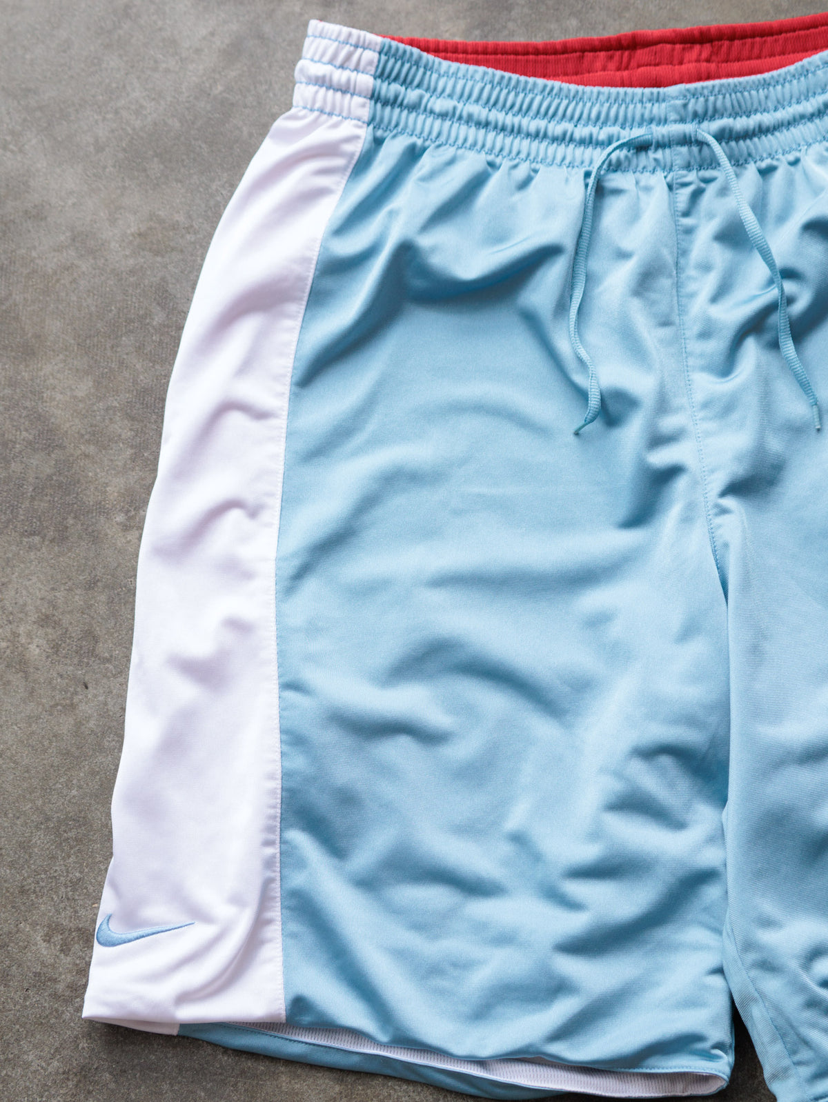 Vintage Reversible Blue & Red Nike Shorts (-)