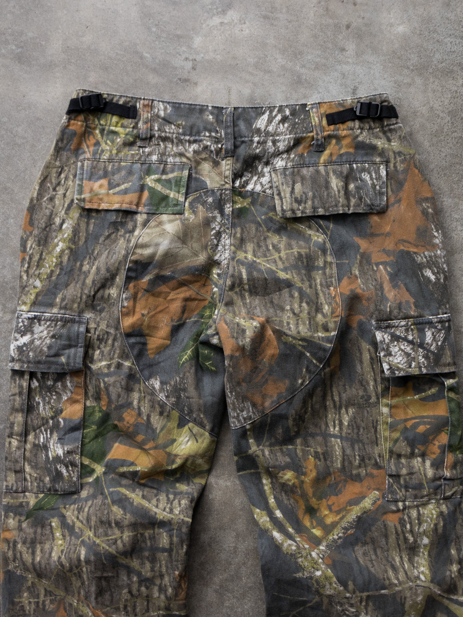 Vintage Redhead For Her Cargo Camo Pants (Women's M)