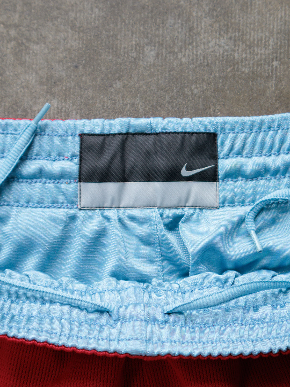 Vintage Reversible Blue & Red Nike Shorts (-)