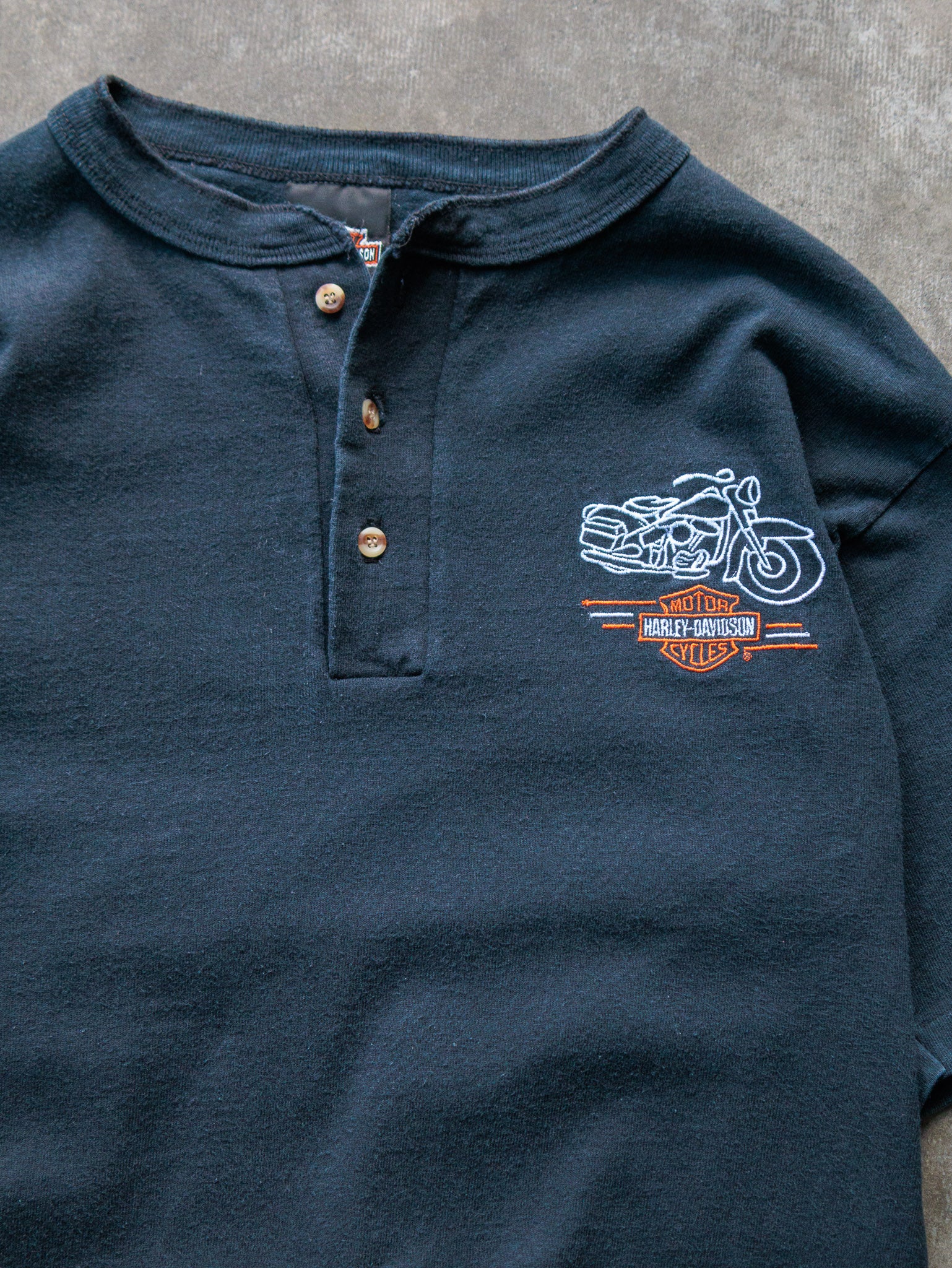 Vintage 90s Harley-Davidson Henley Tee (M)