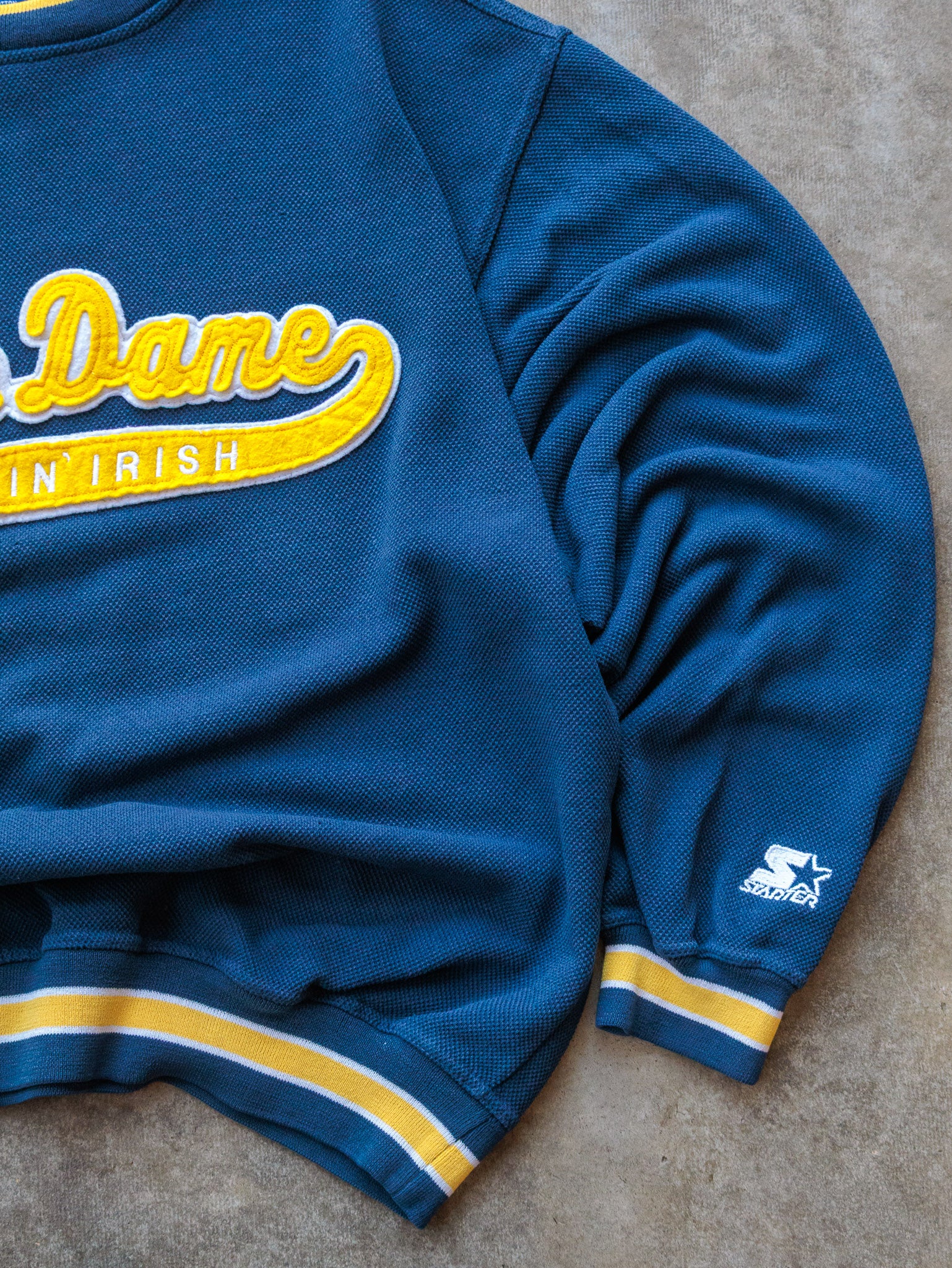 Vintage 90s Starter Notre Dame Fightin' Irish Sweatshirt (L)