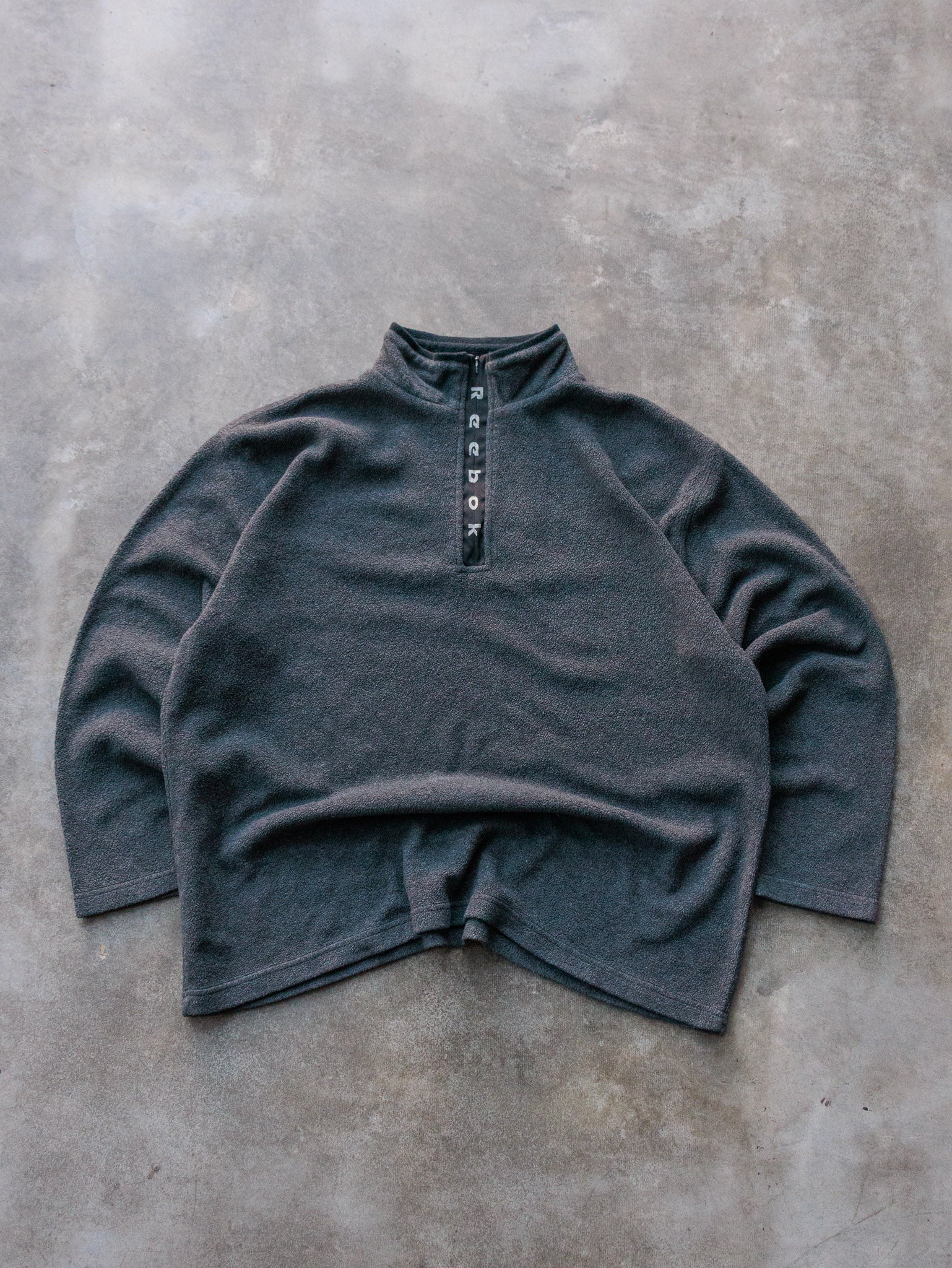 Vintage 90s Grey Reebok Quarter Zip Fleece Sweatshirt (XL)