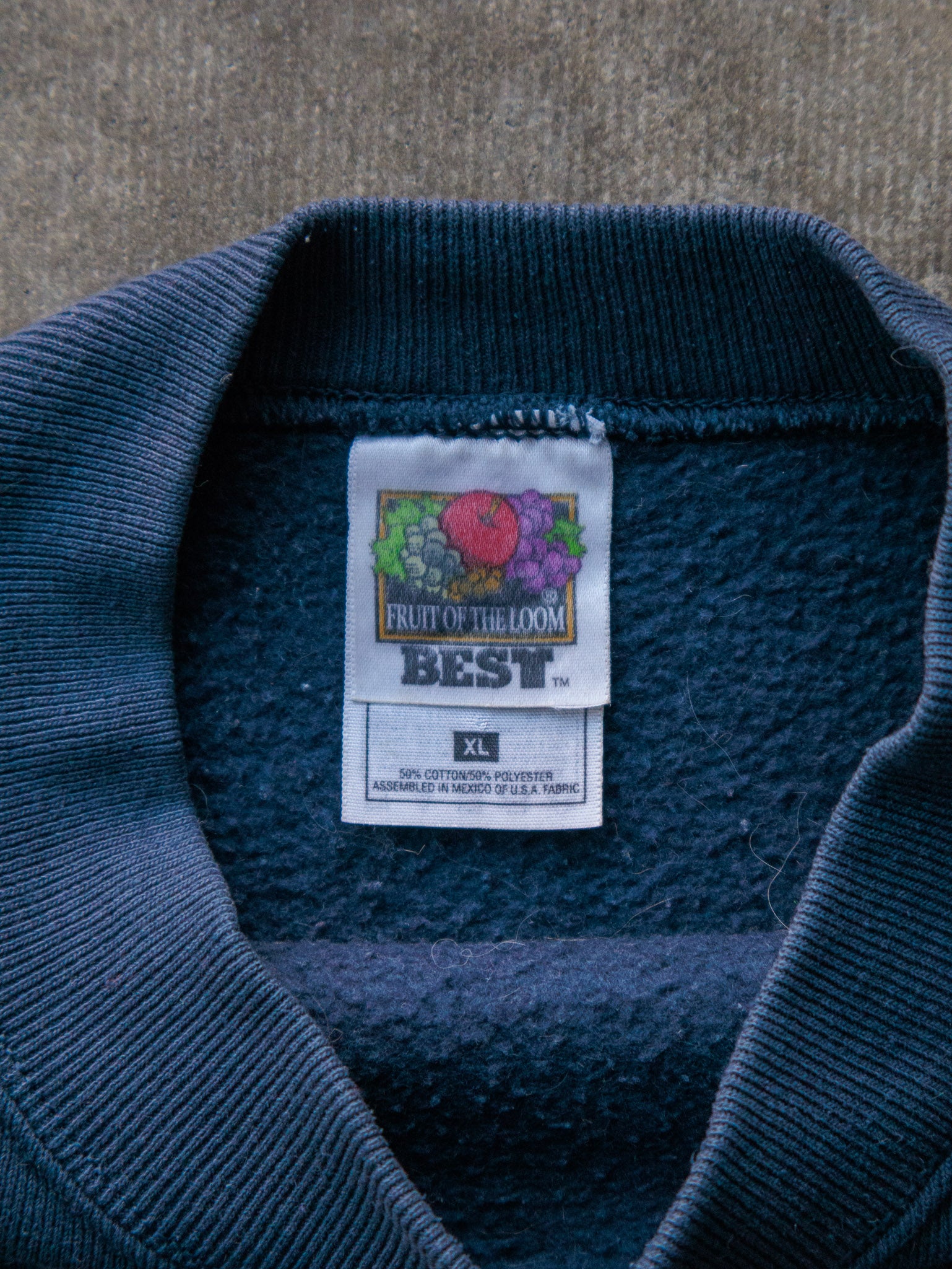 Vintage 90s Navy University of Michigan Sweatshirt (XL)