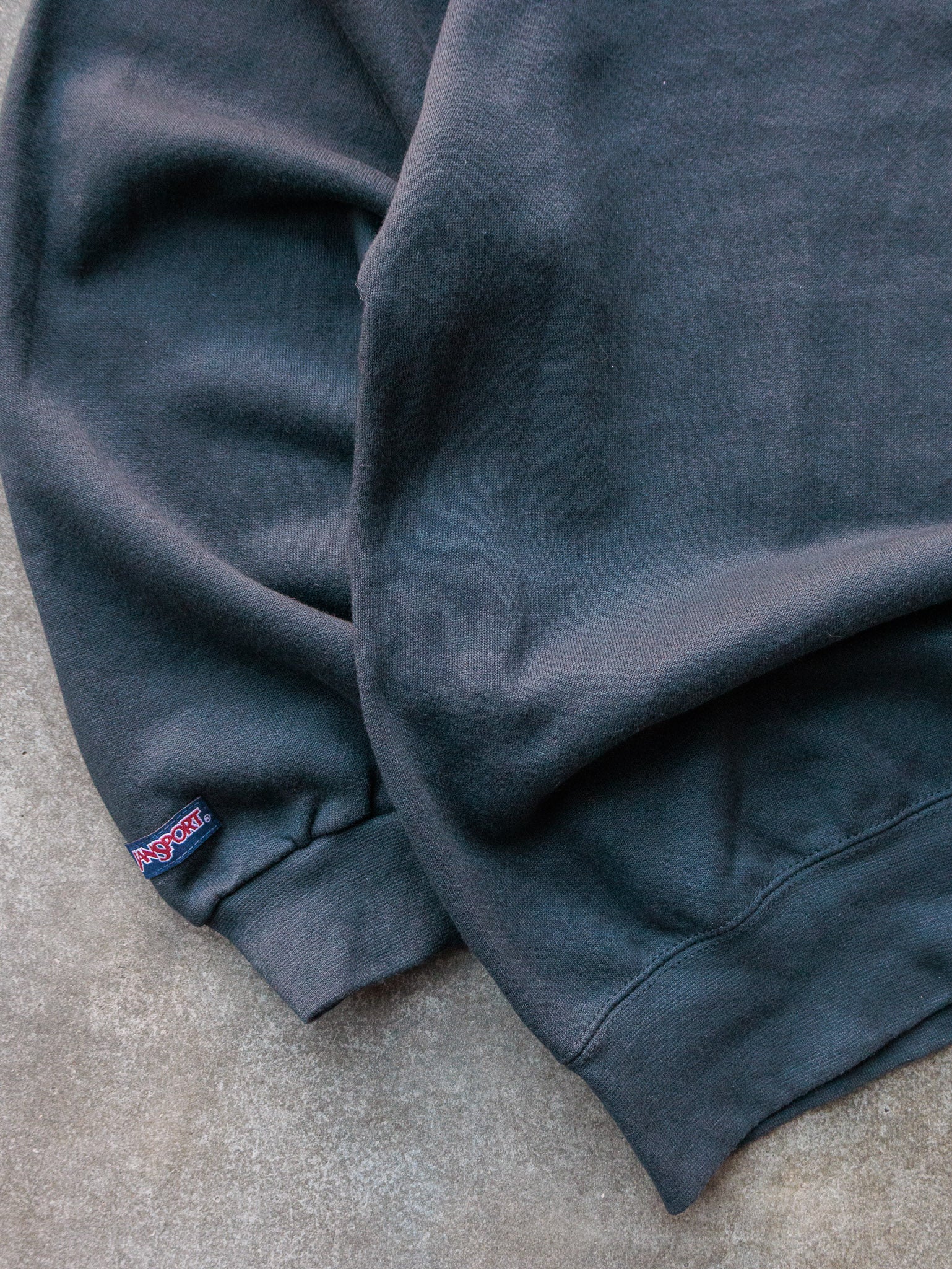 Vintage 00s Black University of Idaho Sweatshirt (XL)