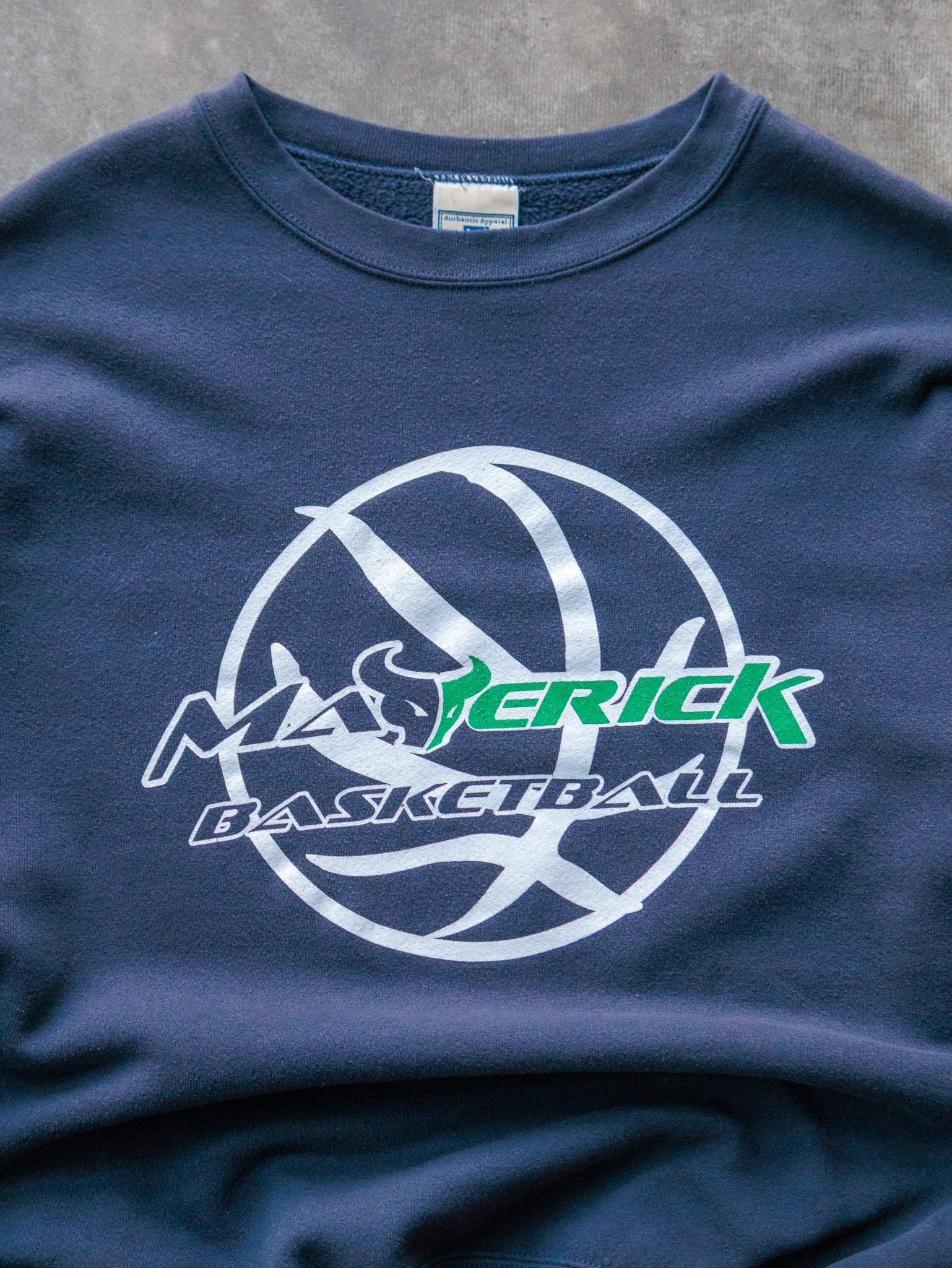 Vintage 90s Navy Maverick Basketball Sweatshirt (XL)