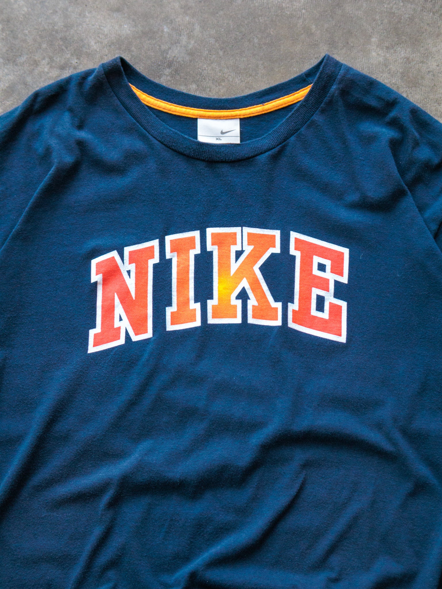 Vintage 00s Navy Nike Tee (XL)
