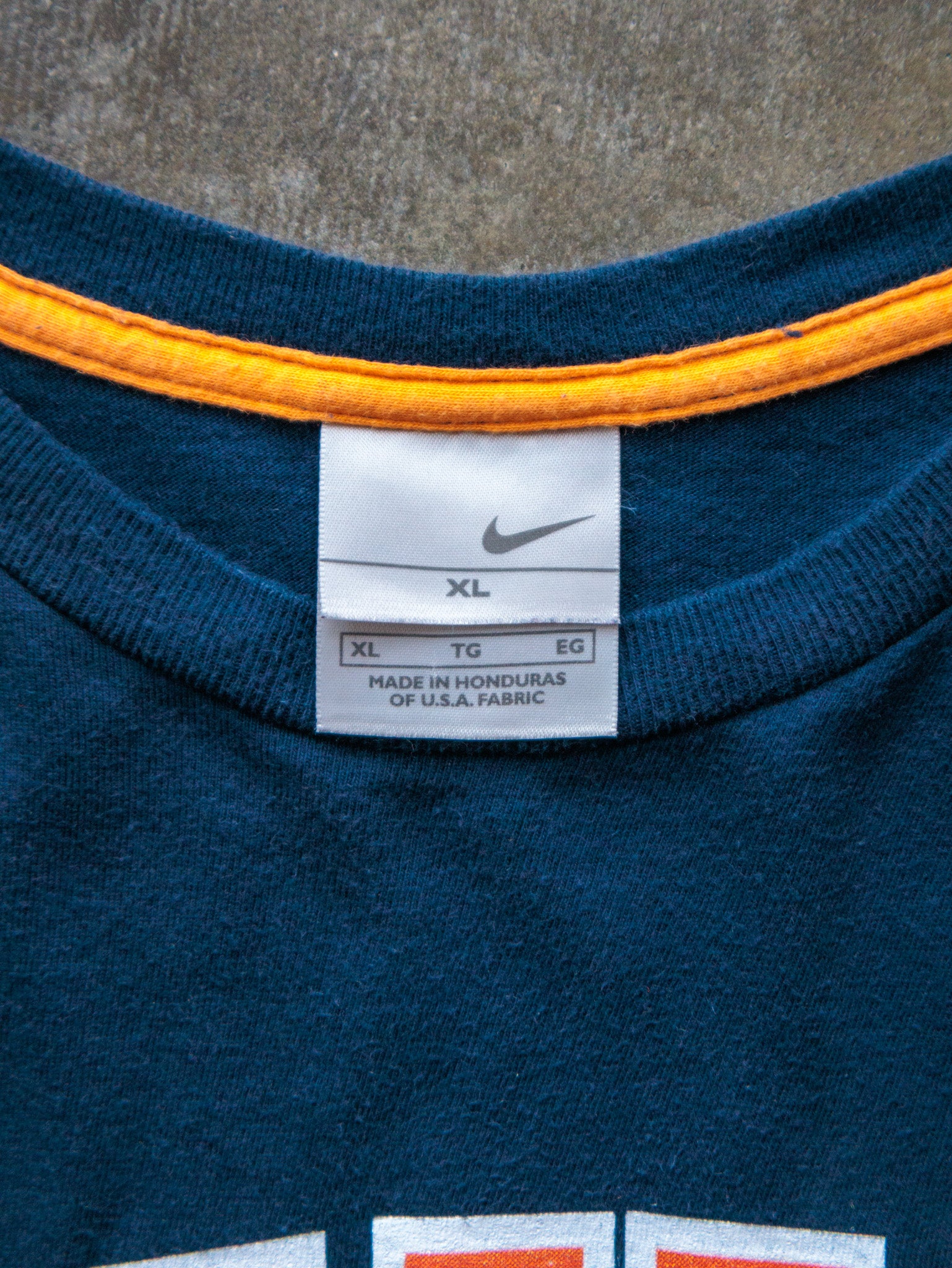 Vintage 00s Navy Nike Tee (XL)